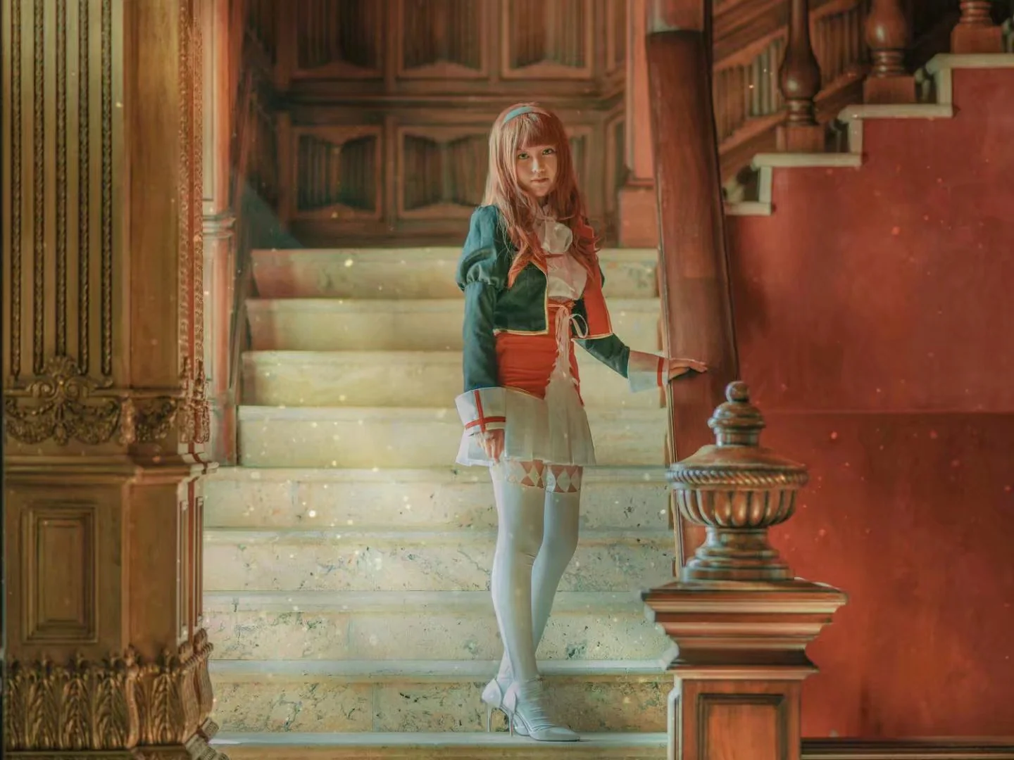 女王蜂の王房 玛瑙COS写真