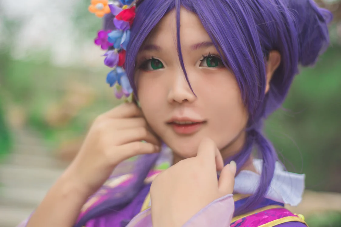 东条希COS写真咱家是能给你带来福气的希呀