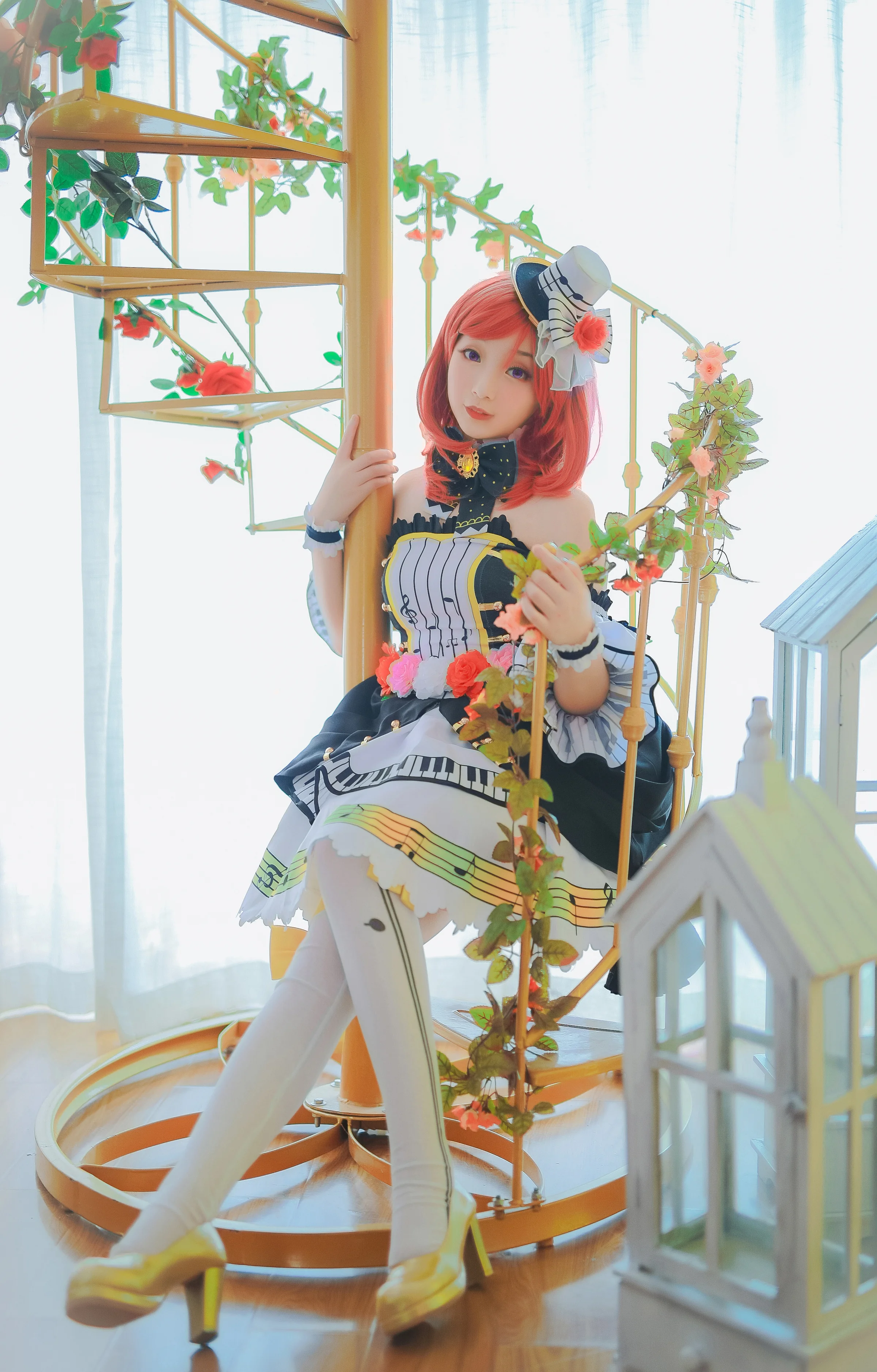 西木野真姬乐器觉醒COS写真