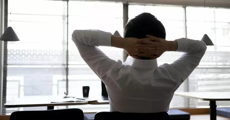 在日本職場被排擠的《窗邊族》難道不是人生勝利組嗎？｜高清图片集