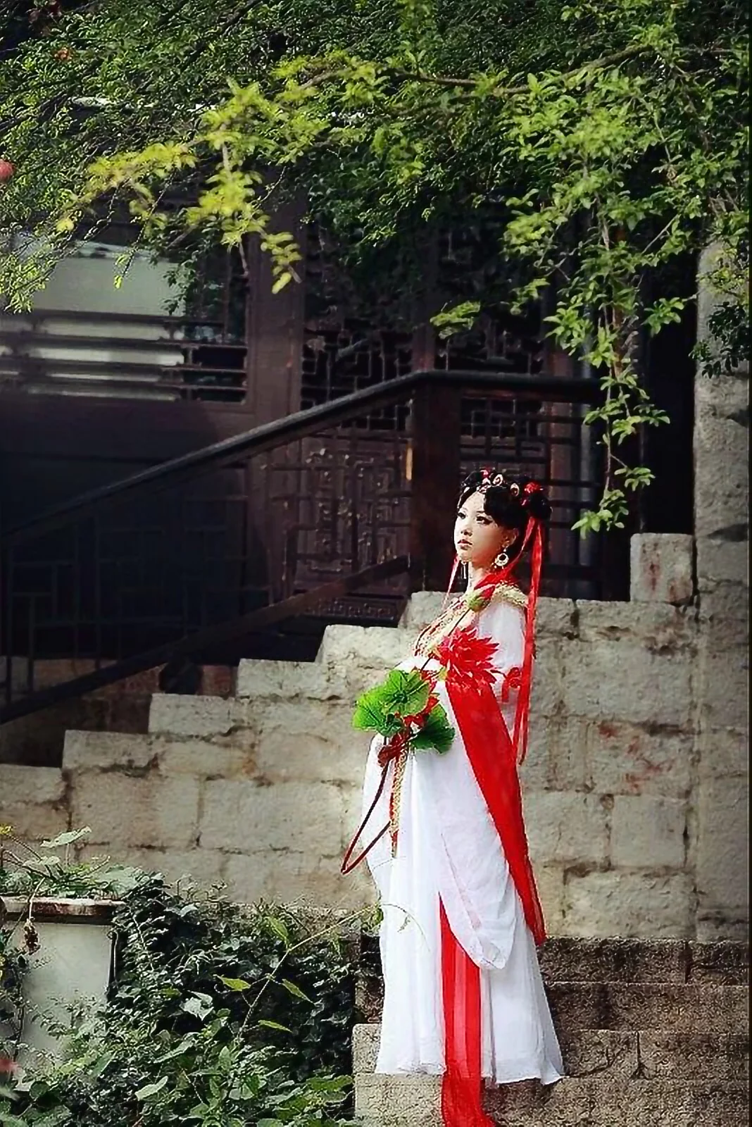倾国怨怜 李盈COS写真