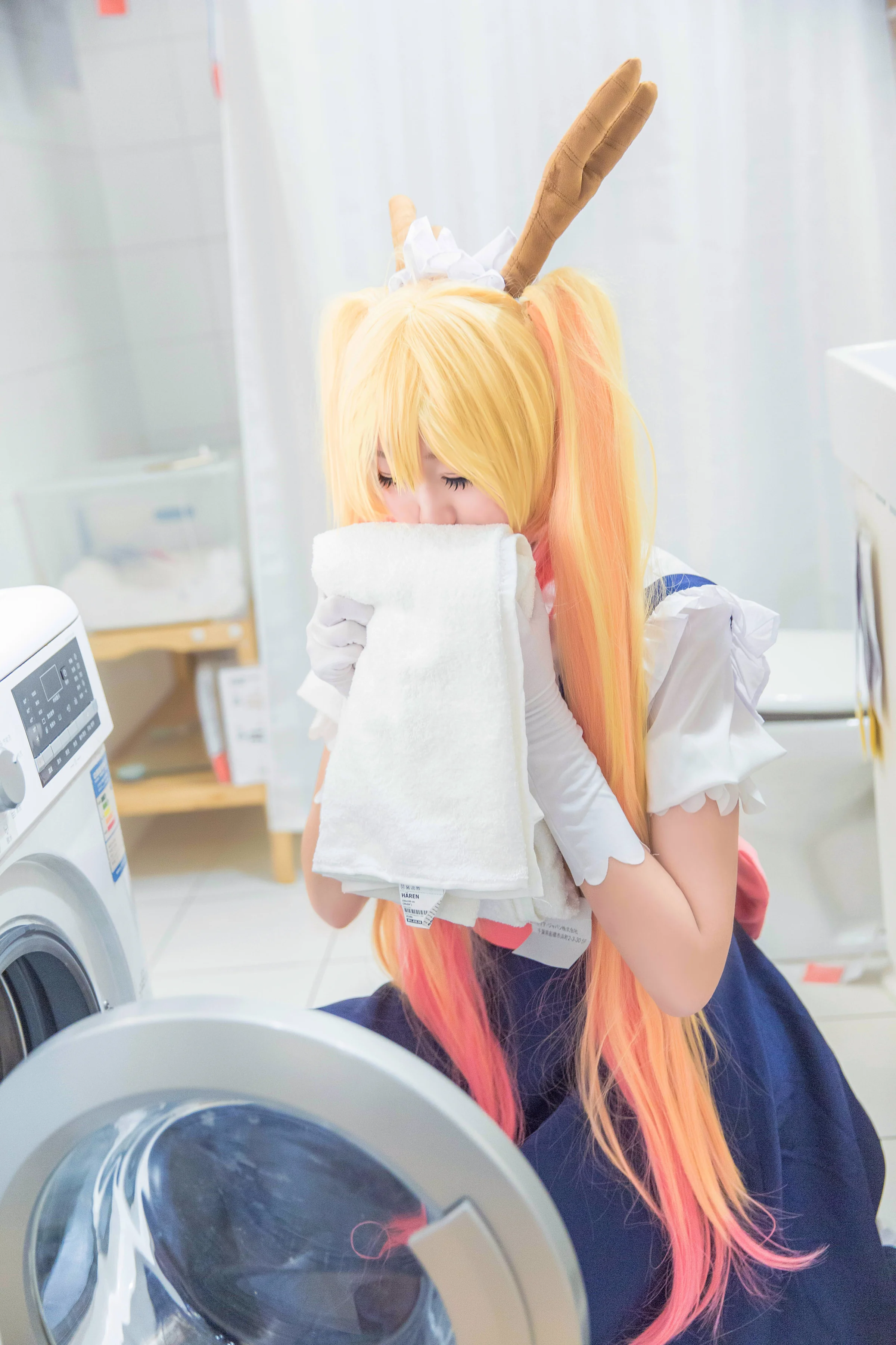 托尔sama COS写真，最喜欢小林啦！