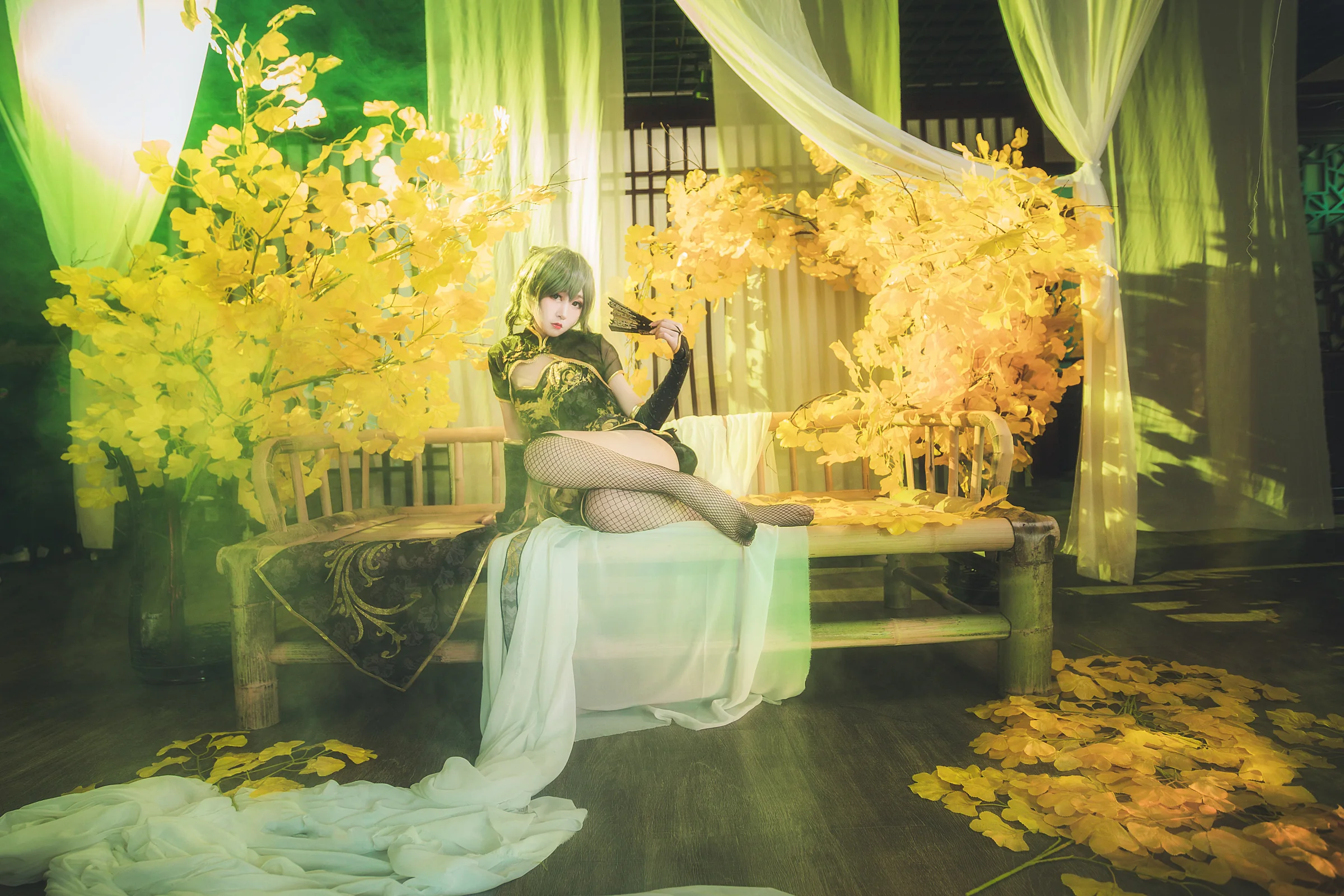 V家 金丝雀洛天依 COS写真