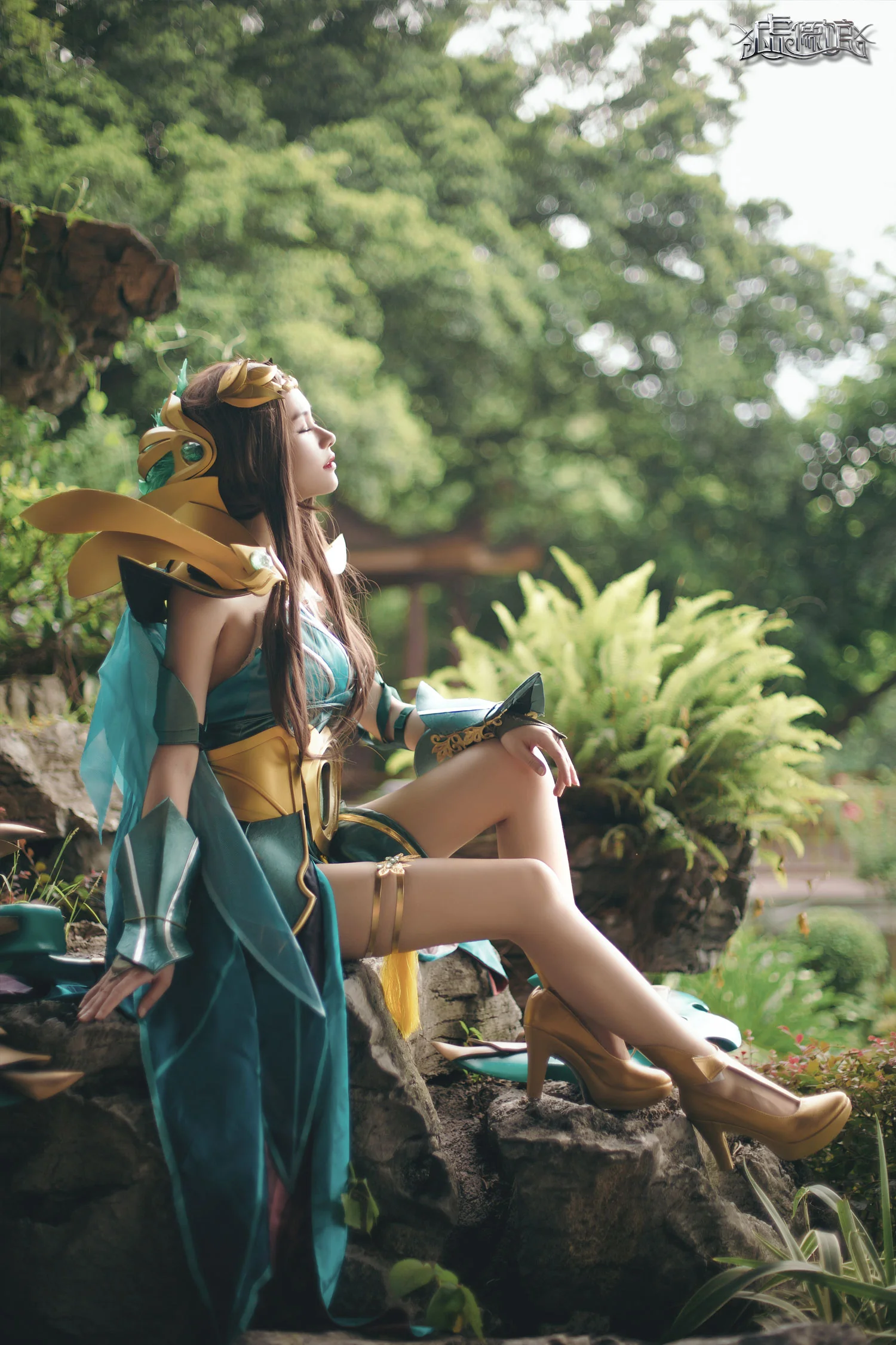 《王者荣耀》虞姬“森之风灵”COS写真 好颜+美腿！