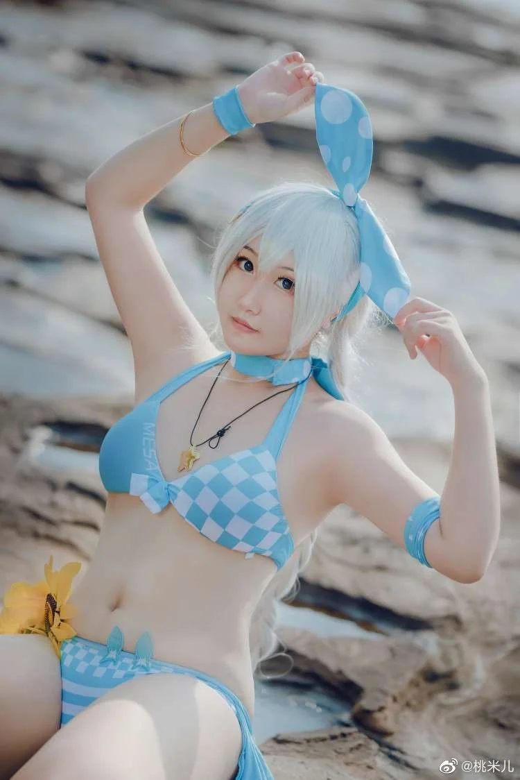 《崩坏3》琪亚娜COS写真