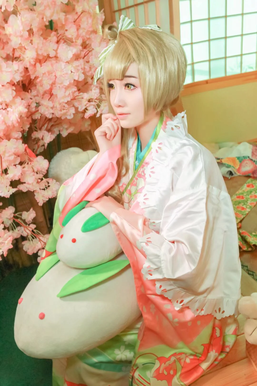 南小鸟正月觉醒COS写真