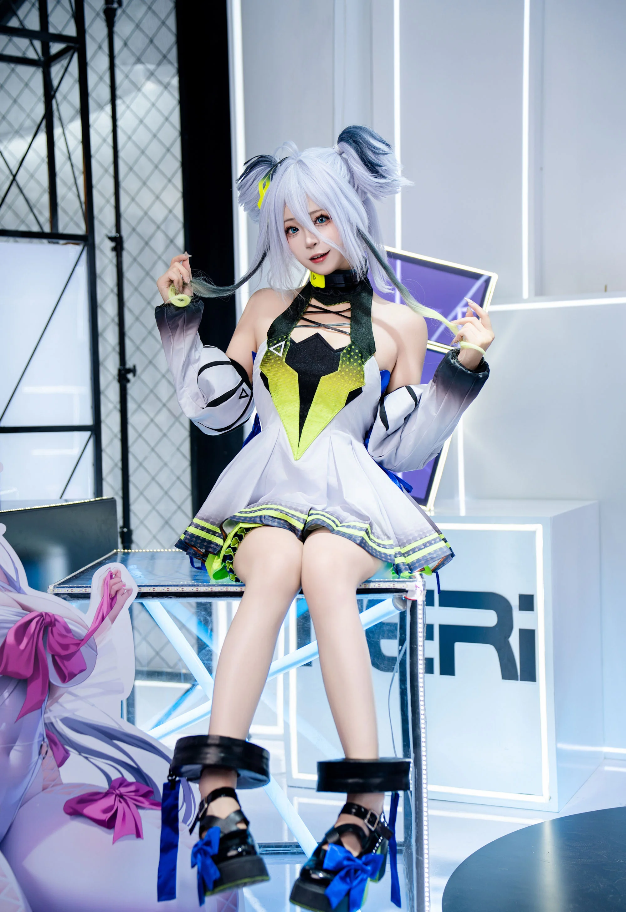 《交错战线》雷克斯COS写真