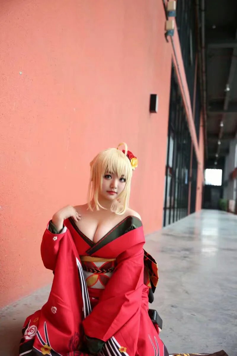 尼禄 振袖和服COS写真