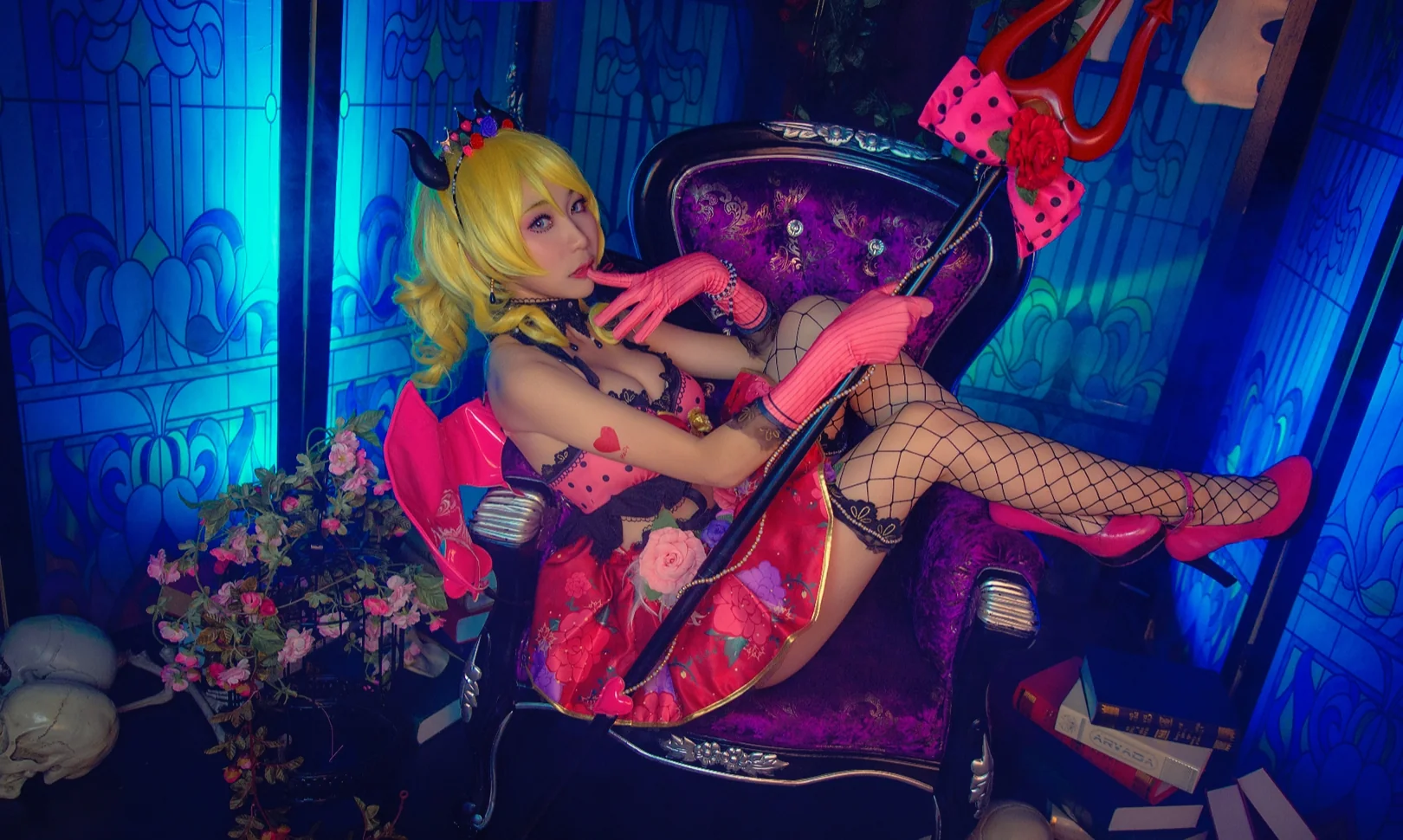 绘里小恶魔觉醒COS写真