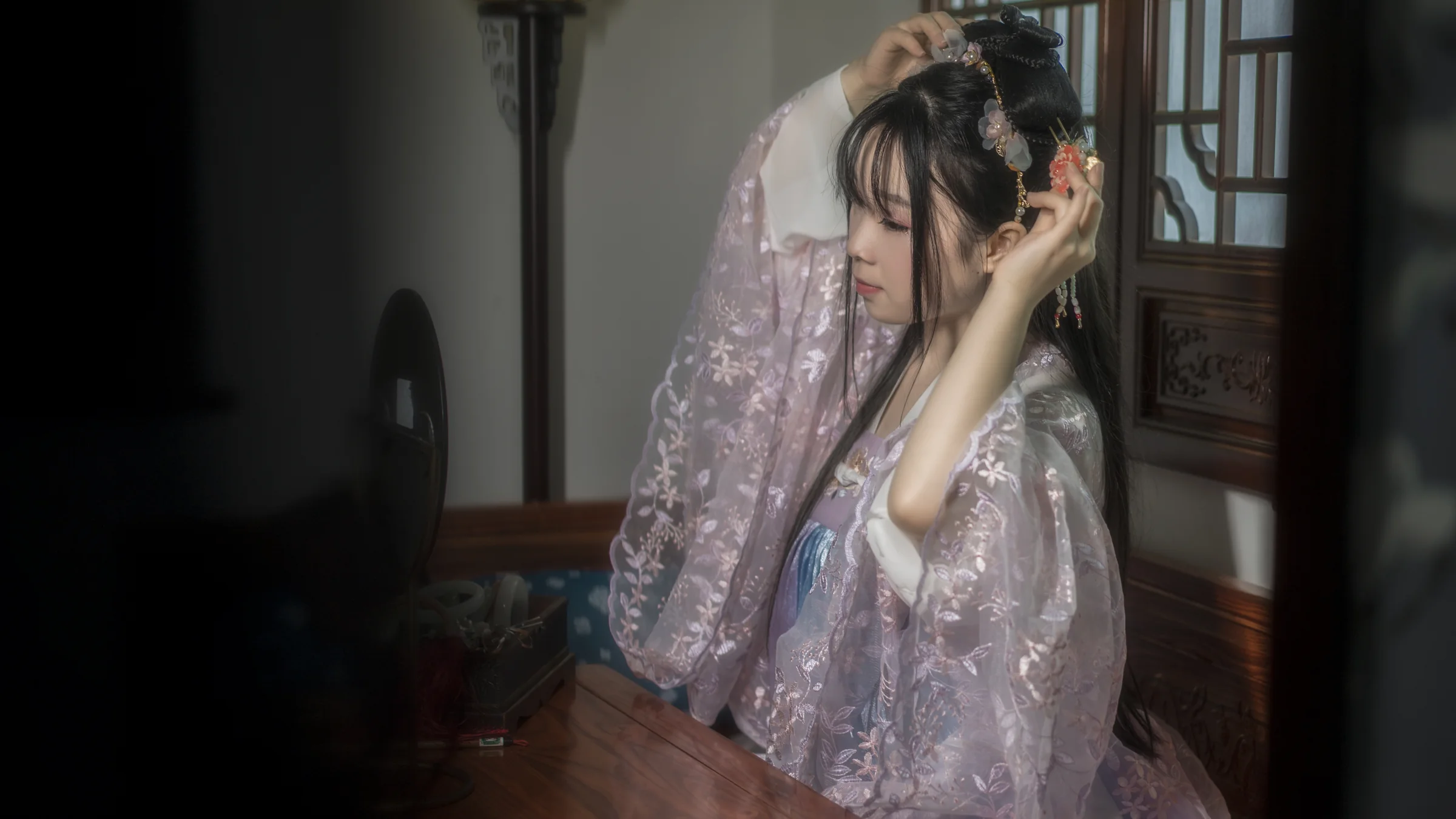 【汉服正片】天青色等烟雨，而我在等你｜高清图片集