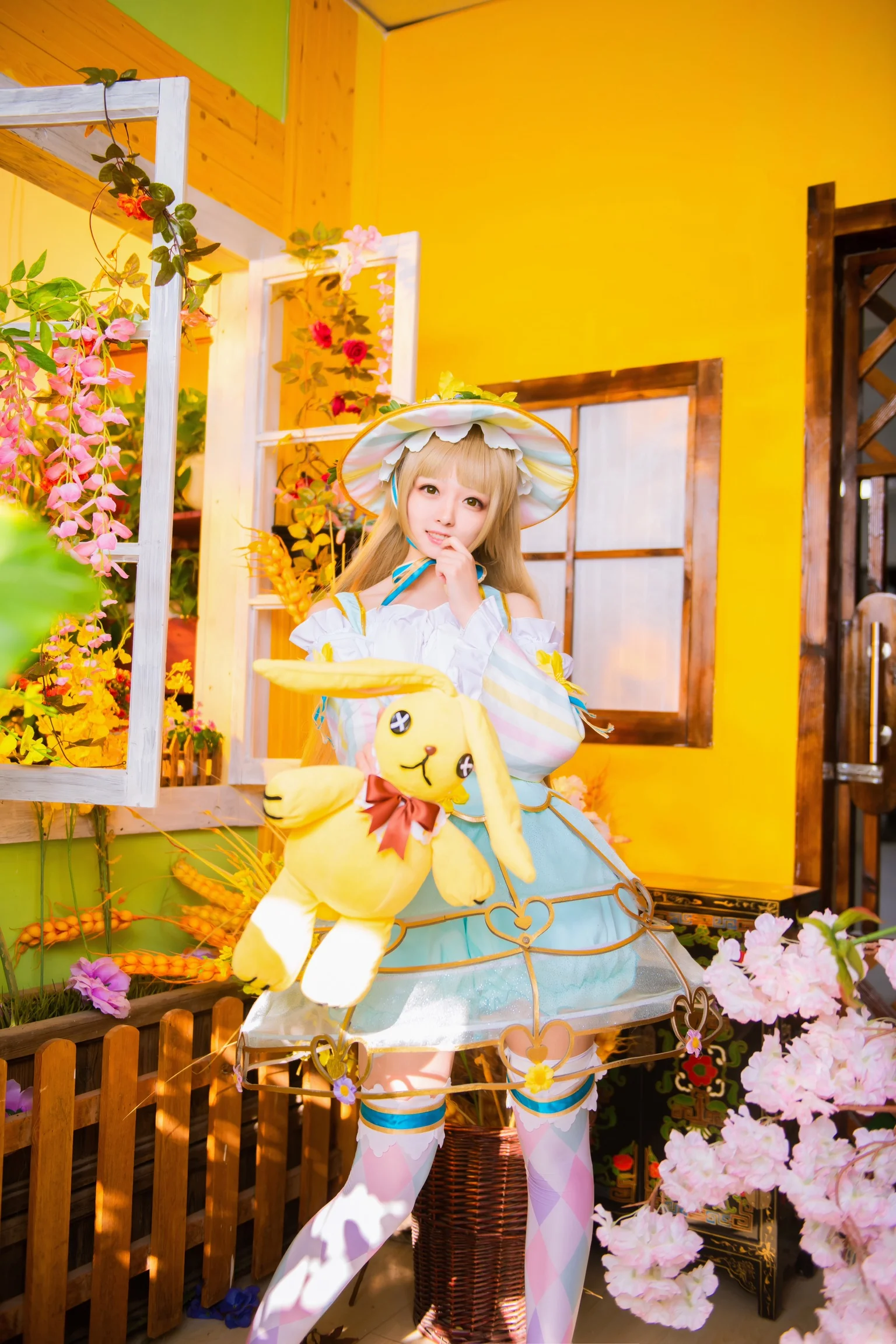 南小鸟复活节觉醒COS写真