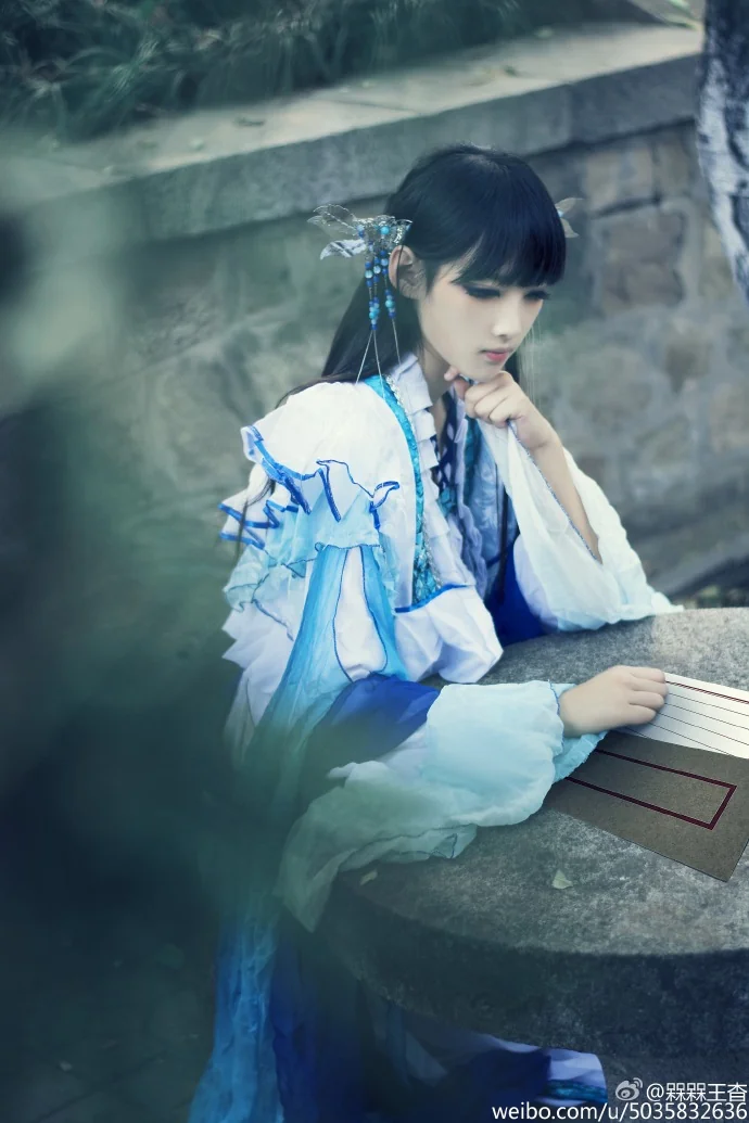 兰花拟人COS写真何日破胡虏，良人罢远征？