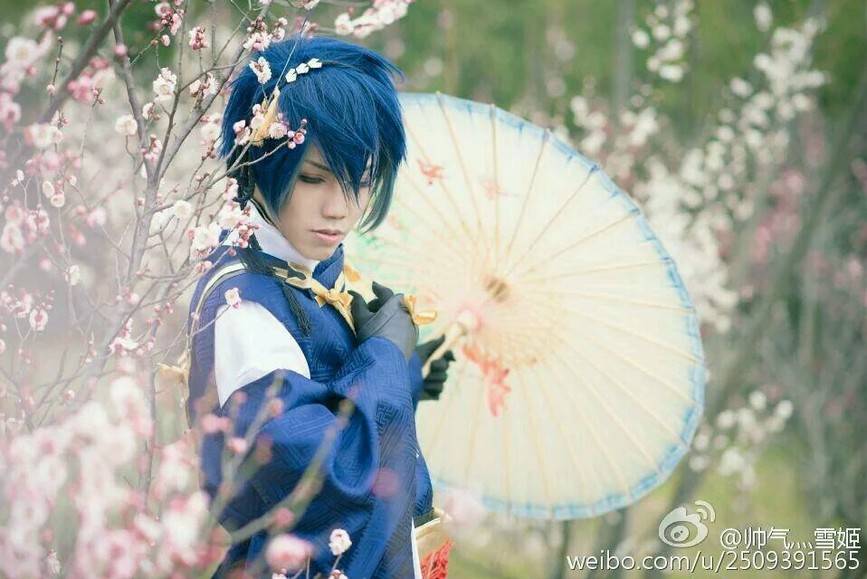 《刀剑乱舞》三日月宗近COS写真