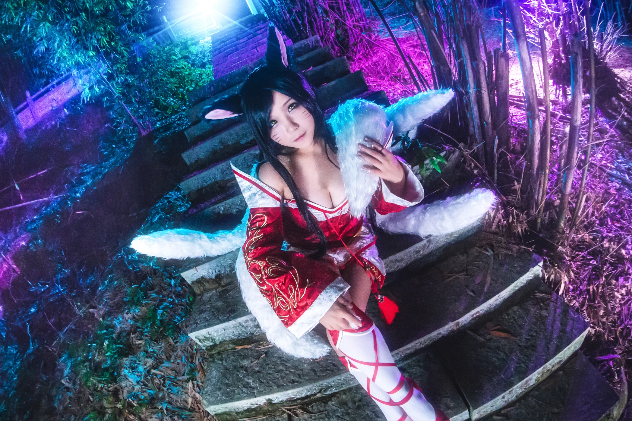 英雄联盟-九尾妖狐阿狸COS写真 该办正事儿了！