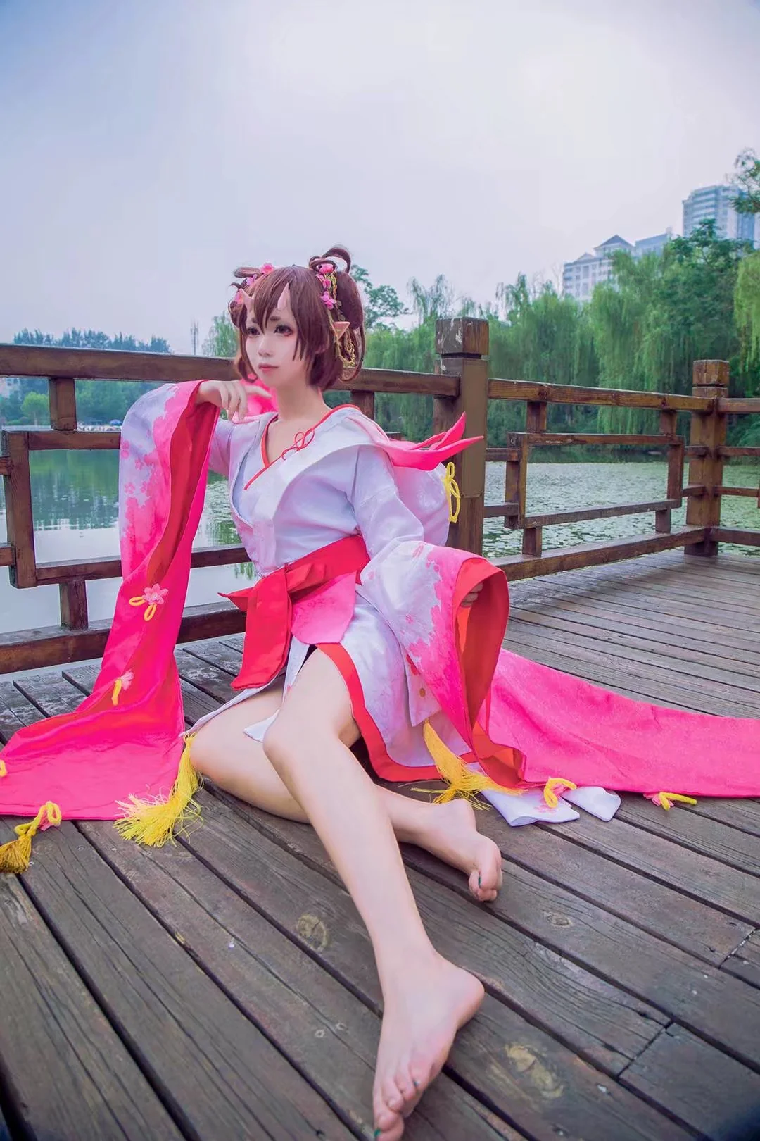 阴阳师桃花妖COS写真,一只桃花的妖怪