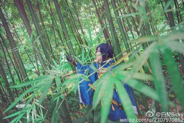 刀剑乱舞 三日月宗近COS写真，身为天下五剑的其中一把，被说是最美的呢
