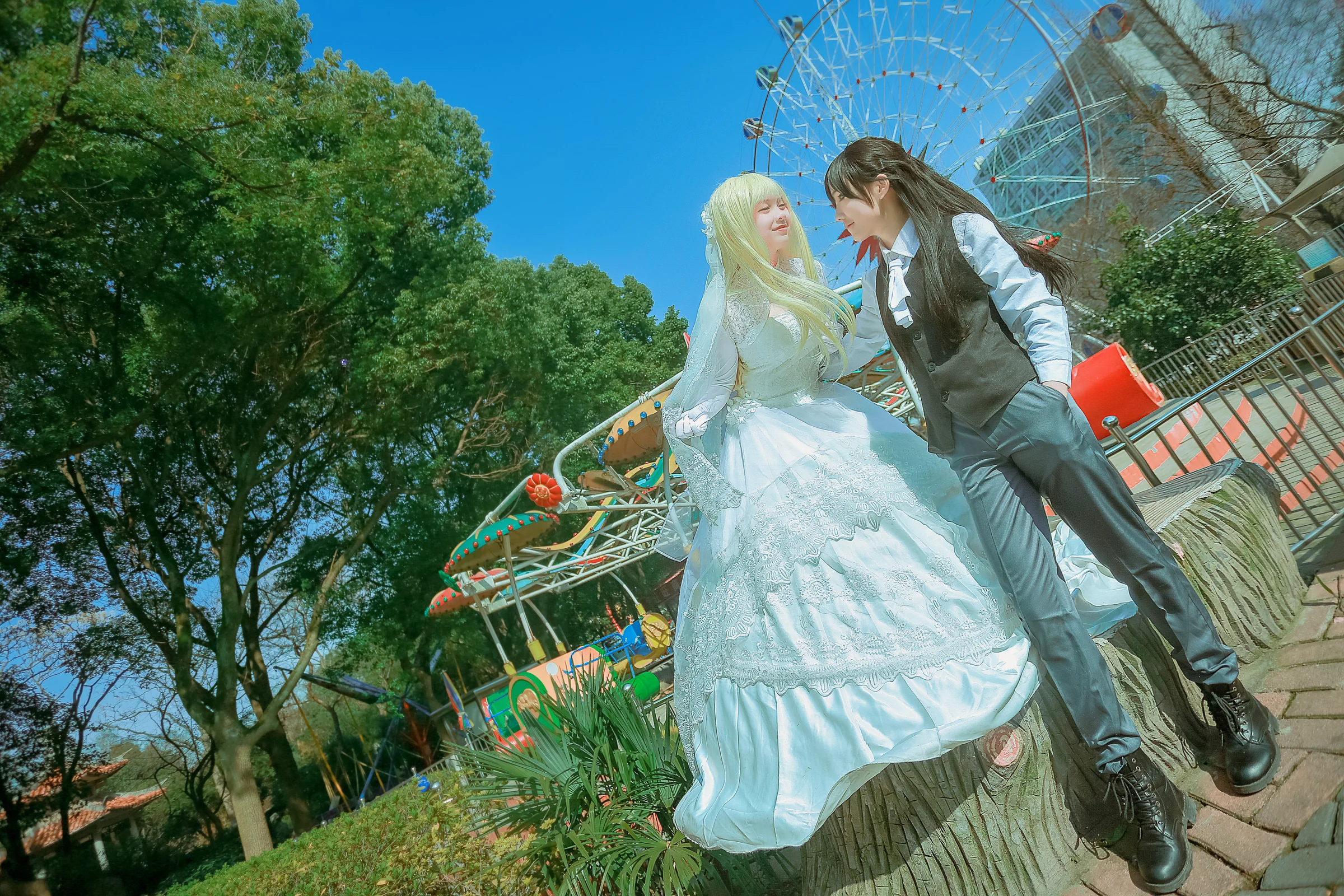SQ孙璟×秋瞳婚纱COS写真