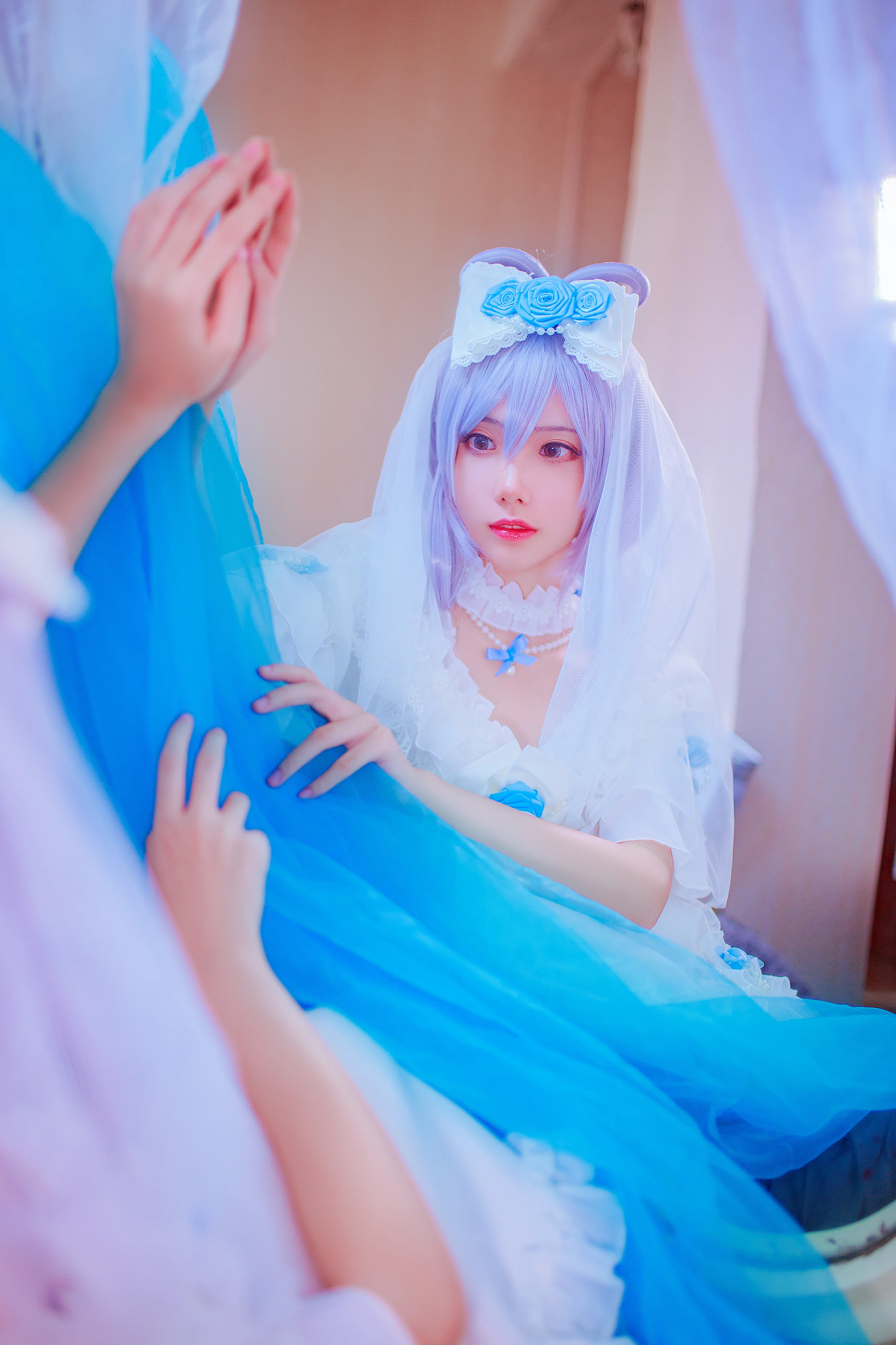 Vchina 洛天依花嫁COS写真