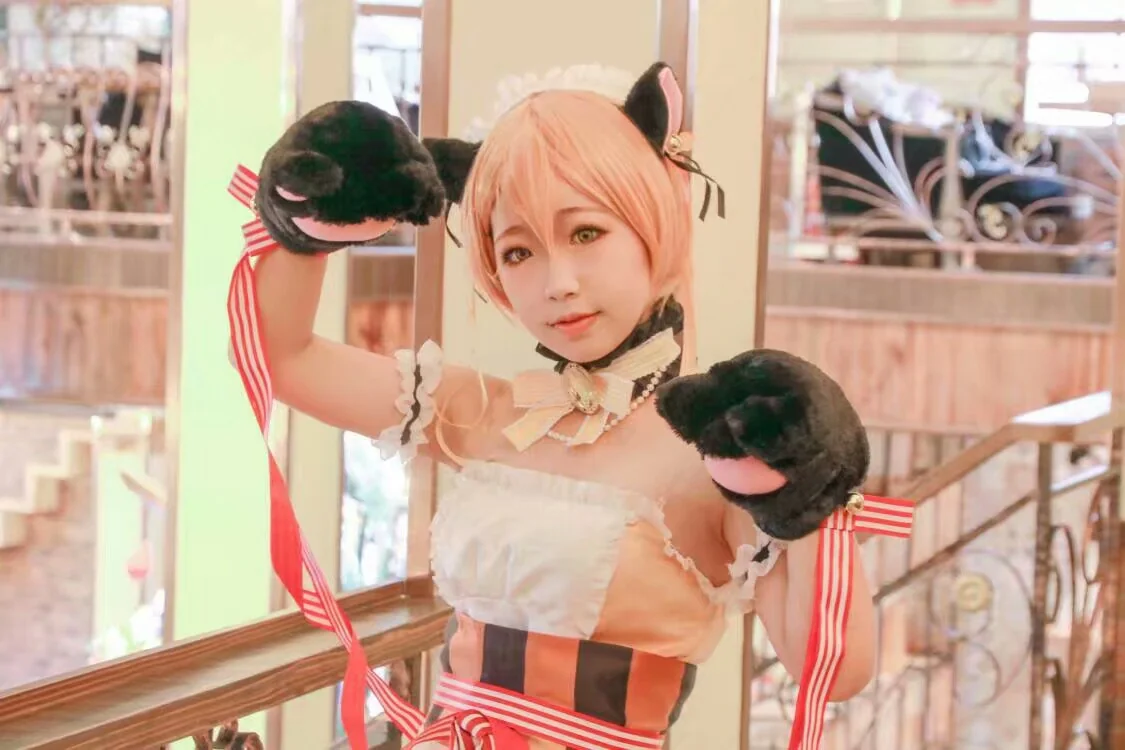 Love Live !凛喵情人节女仆COS写真