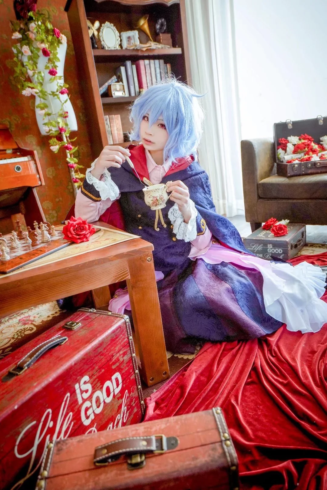 《东方PROJECT碎华变》蕾米莉亚COS写真