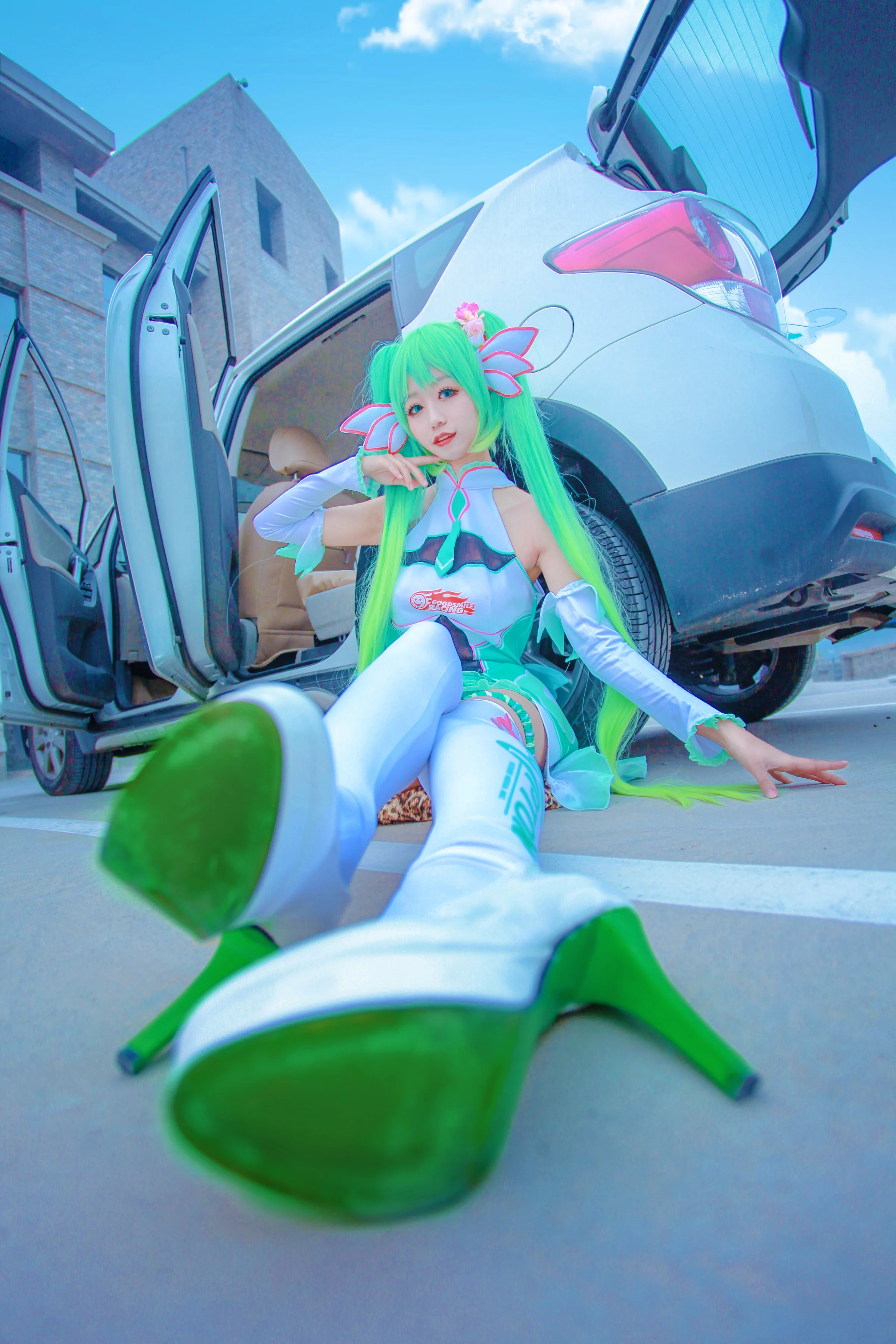 MIKU赛车娘COS写真