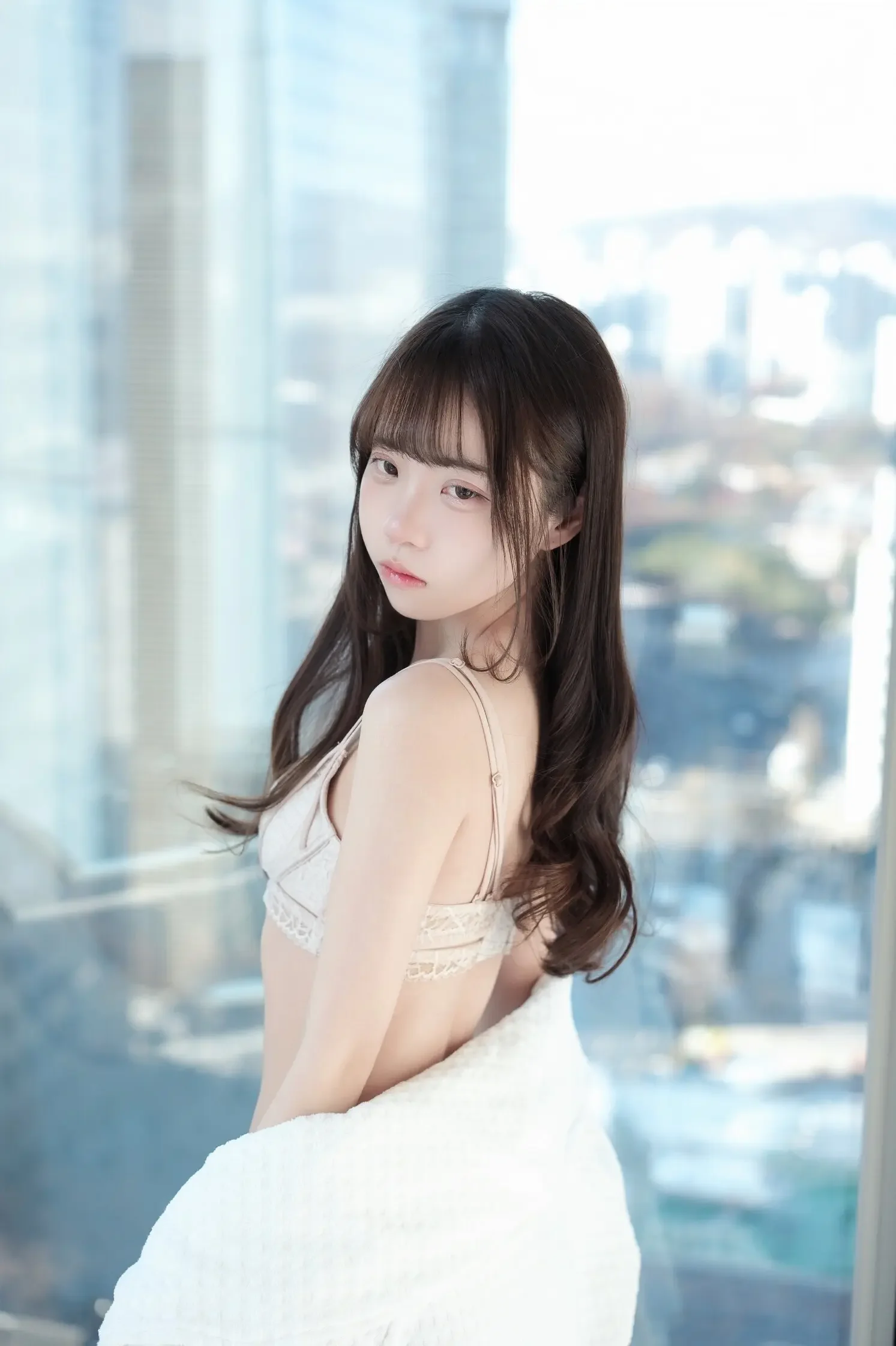 可可小白兔 – 清纯邻居女孩的秘密｜高清图片集