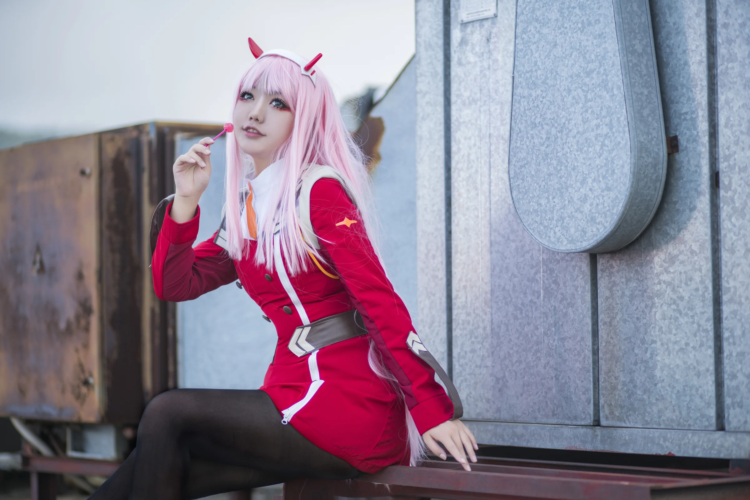 DARLING in the FRANXX 02COS写真