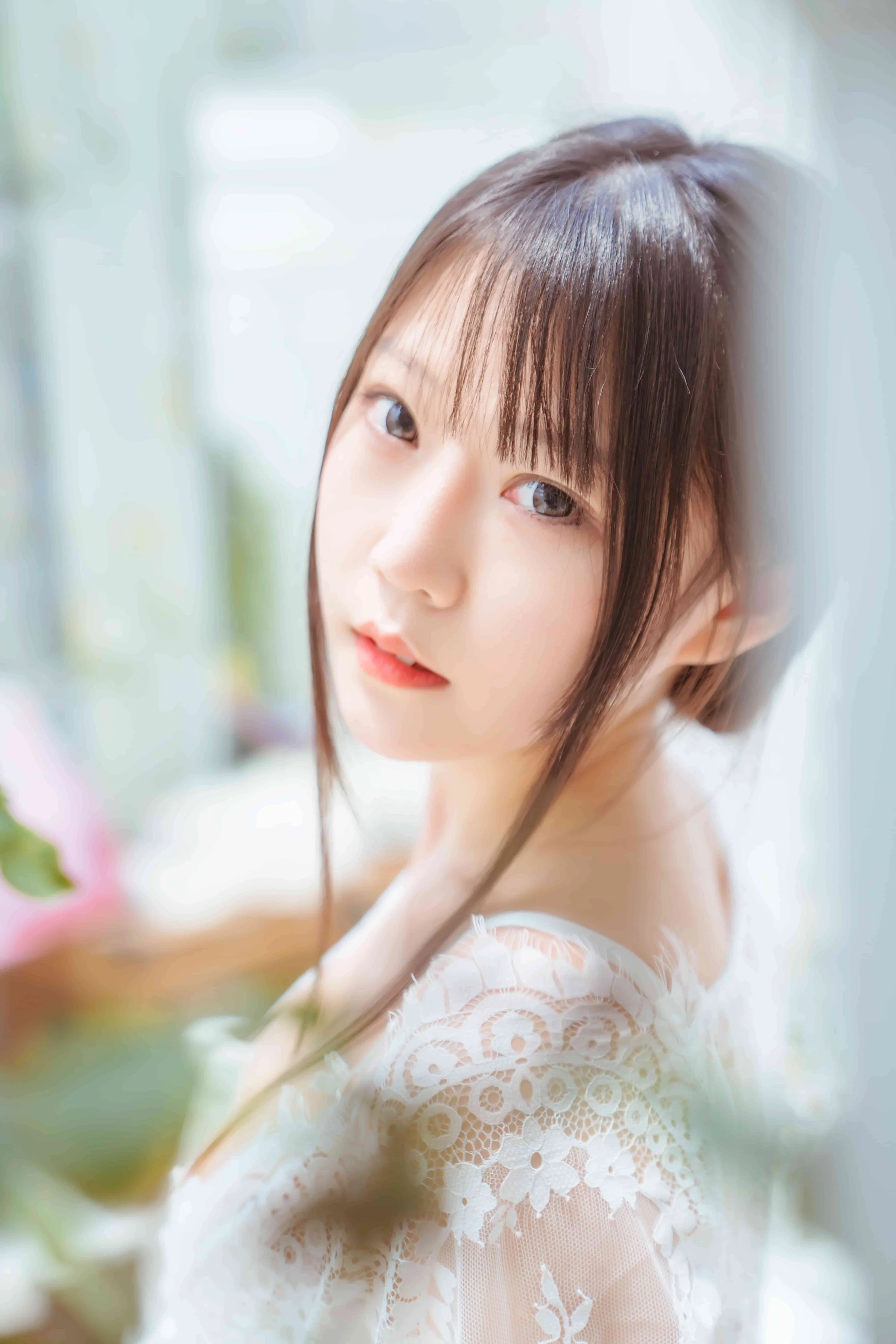 香草喵露露-玻璃房少女[79P-1.13G]｜高清图片集