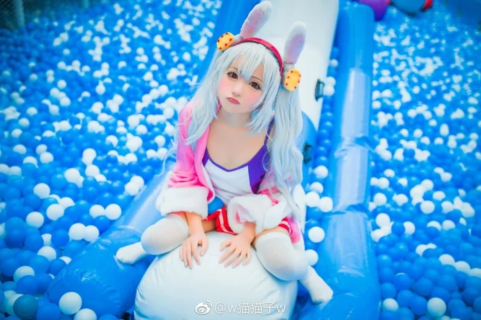 碧蓝航线拉菲COS写真