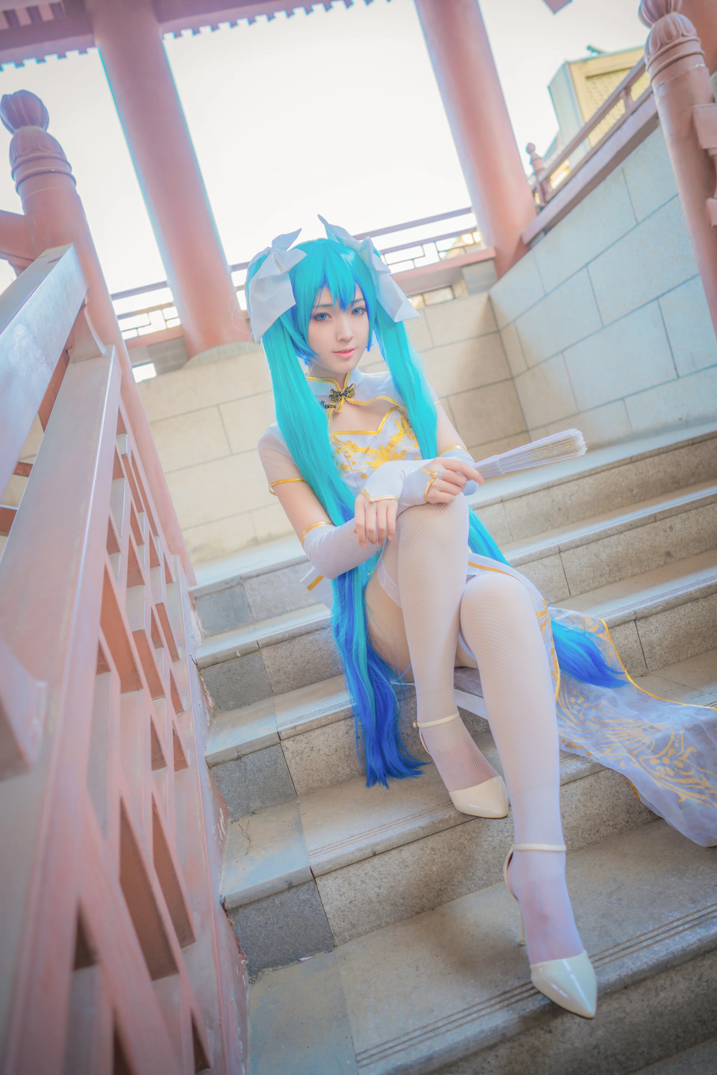 miku金丝雀COS写真