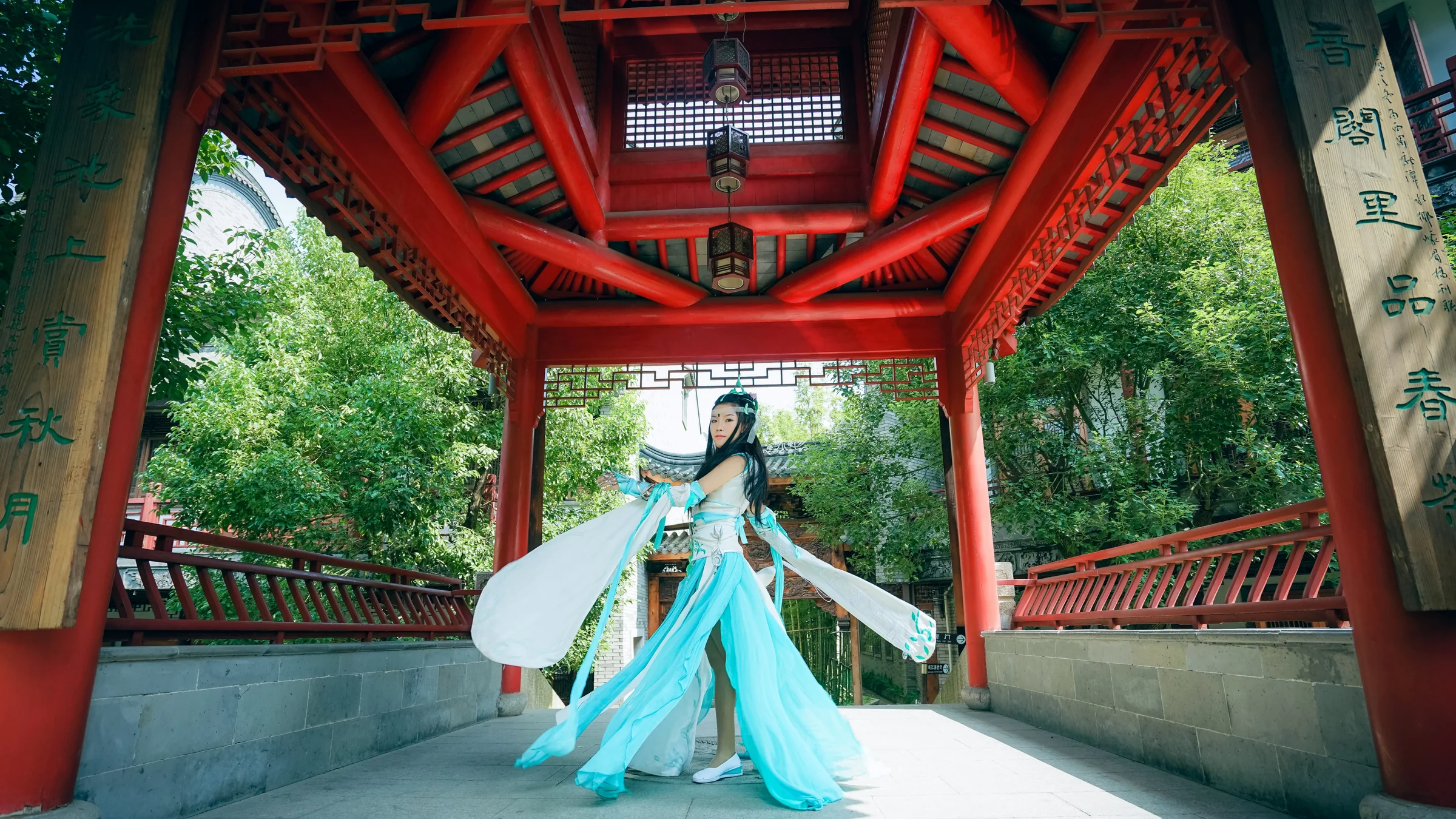剑网三 长歌门琴娘COS写真