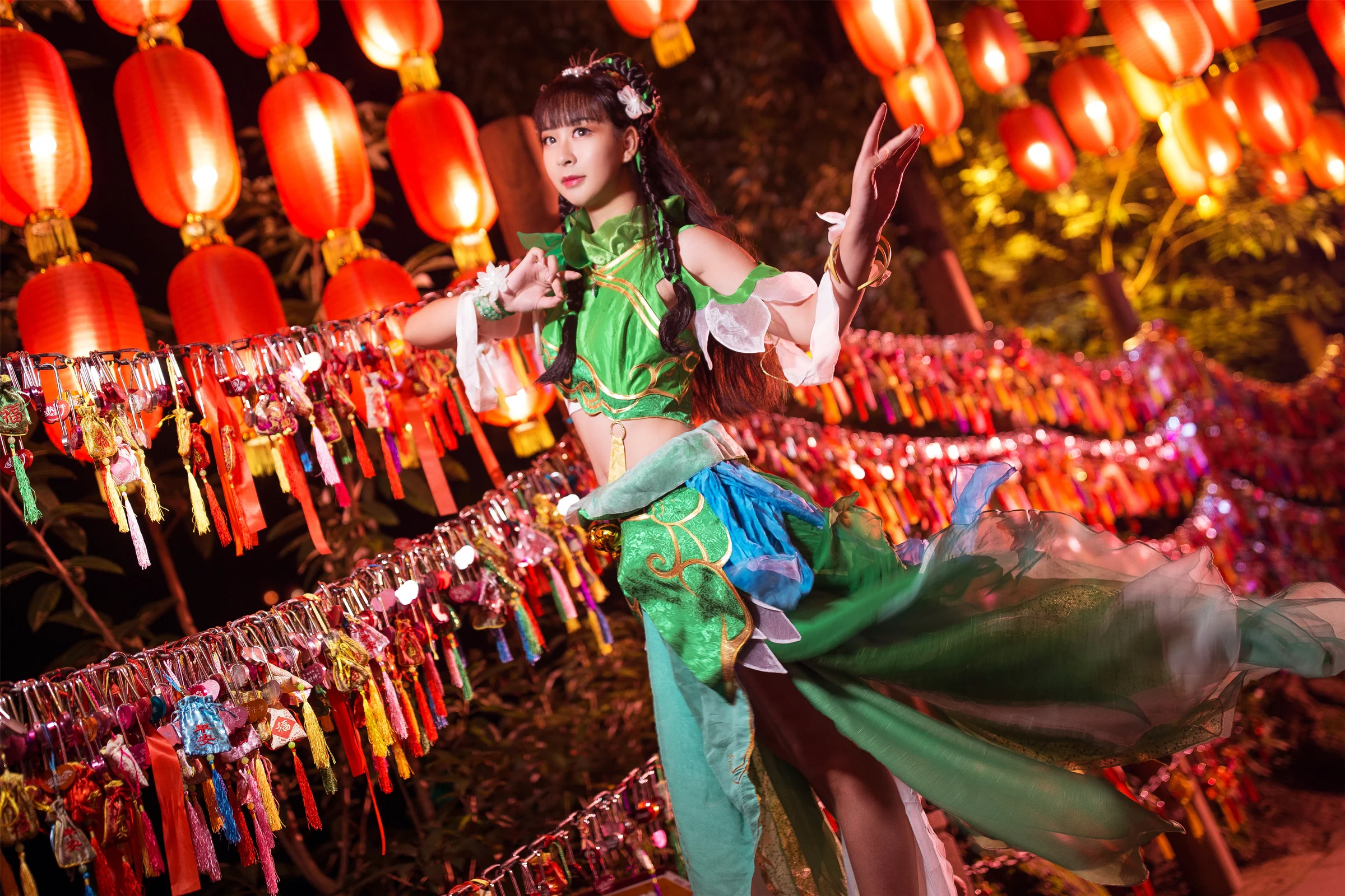 诛仙3·华灯初上·碧瑶COS写真