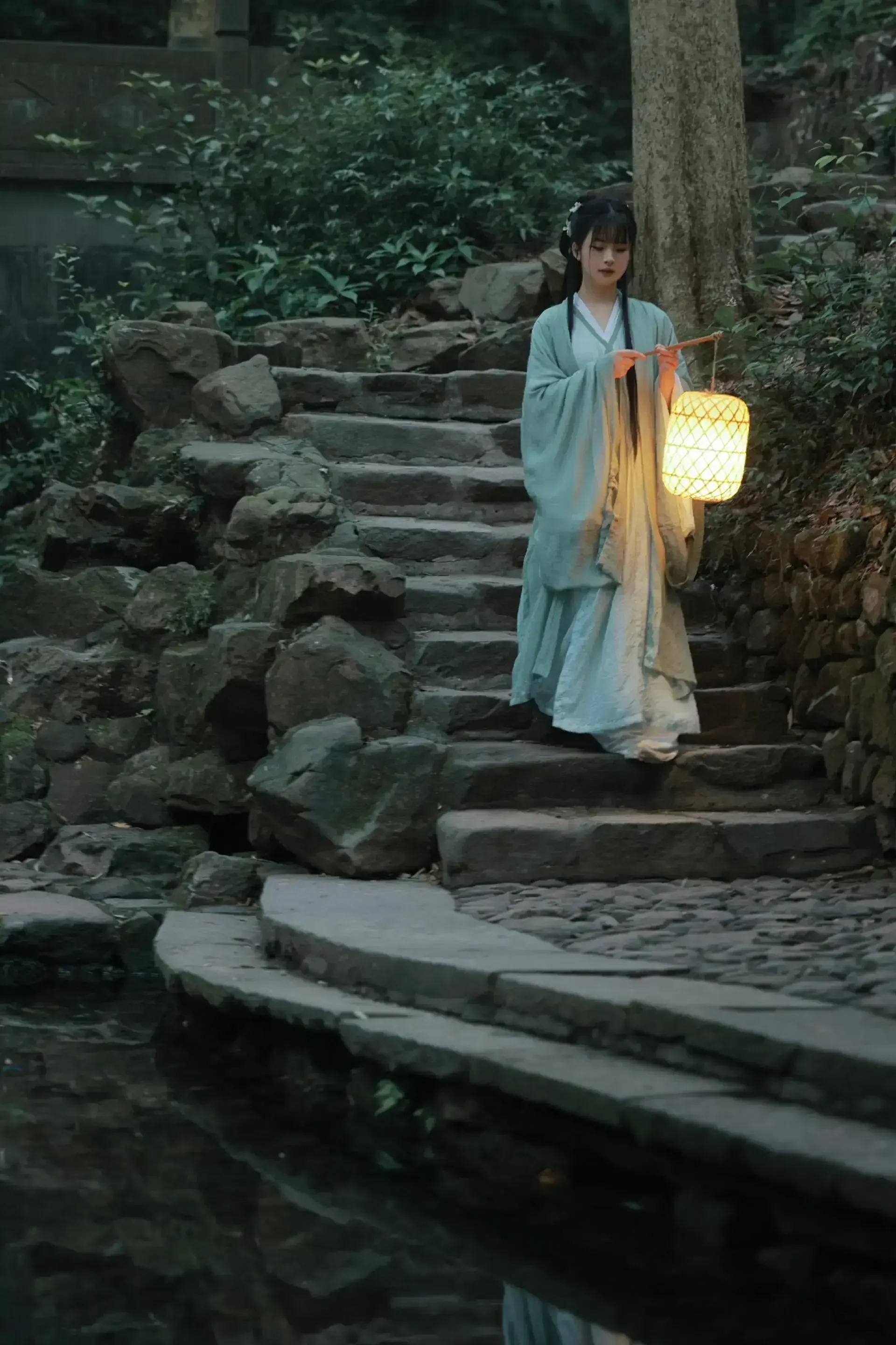 白莉爱吃巧克力 – 古风汉服｜高清图片集