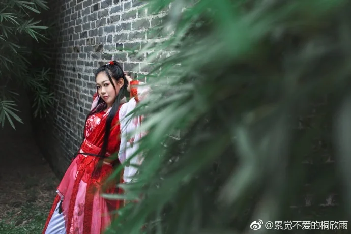 烈火如歌COS写真