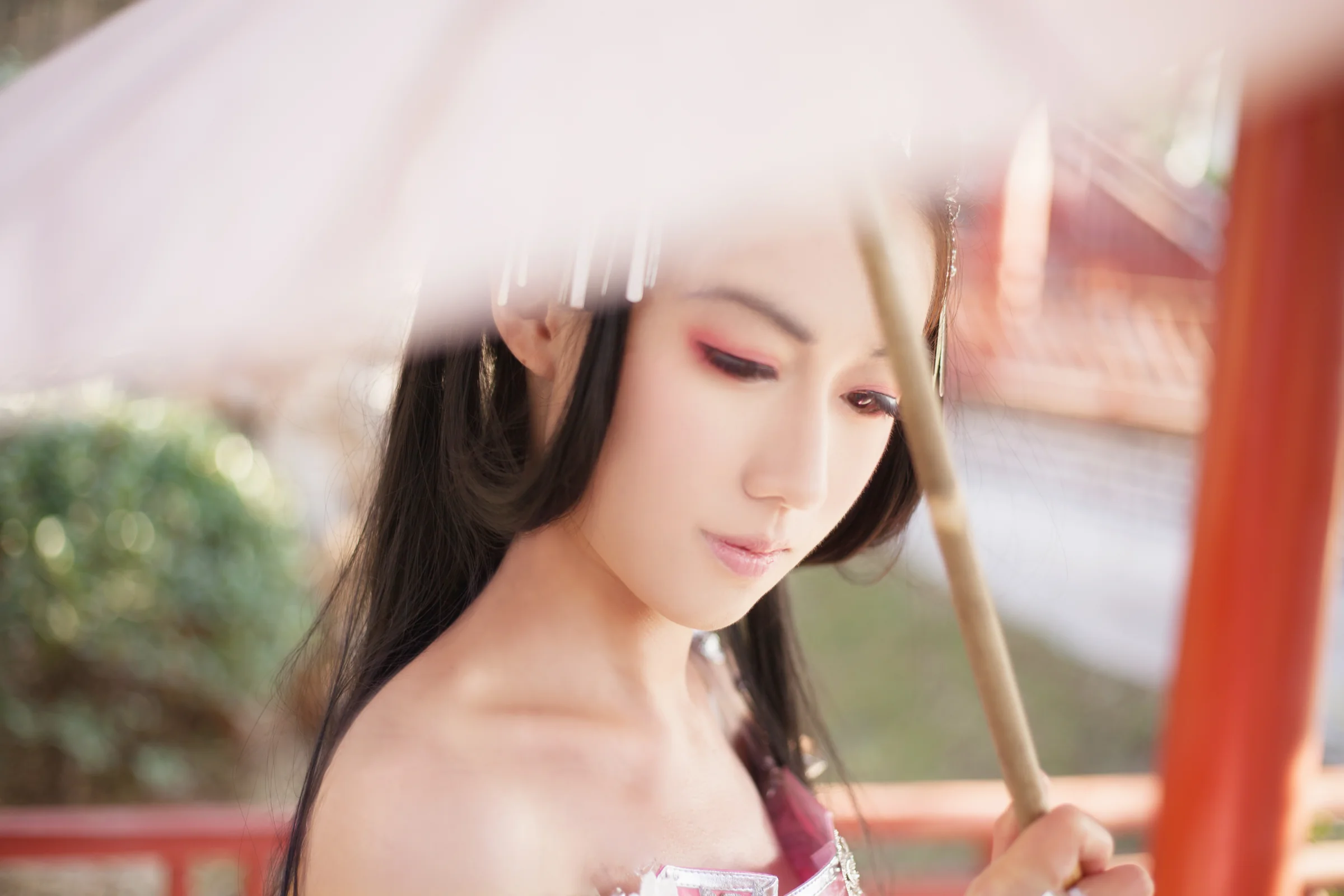 剑网三秦风秀姐COS写真，阳光明媚
