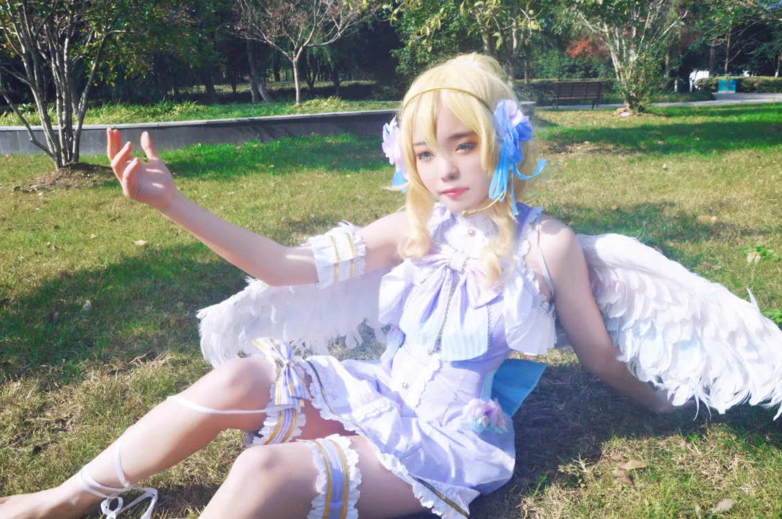 绘里白情COS写真