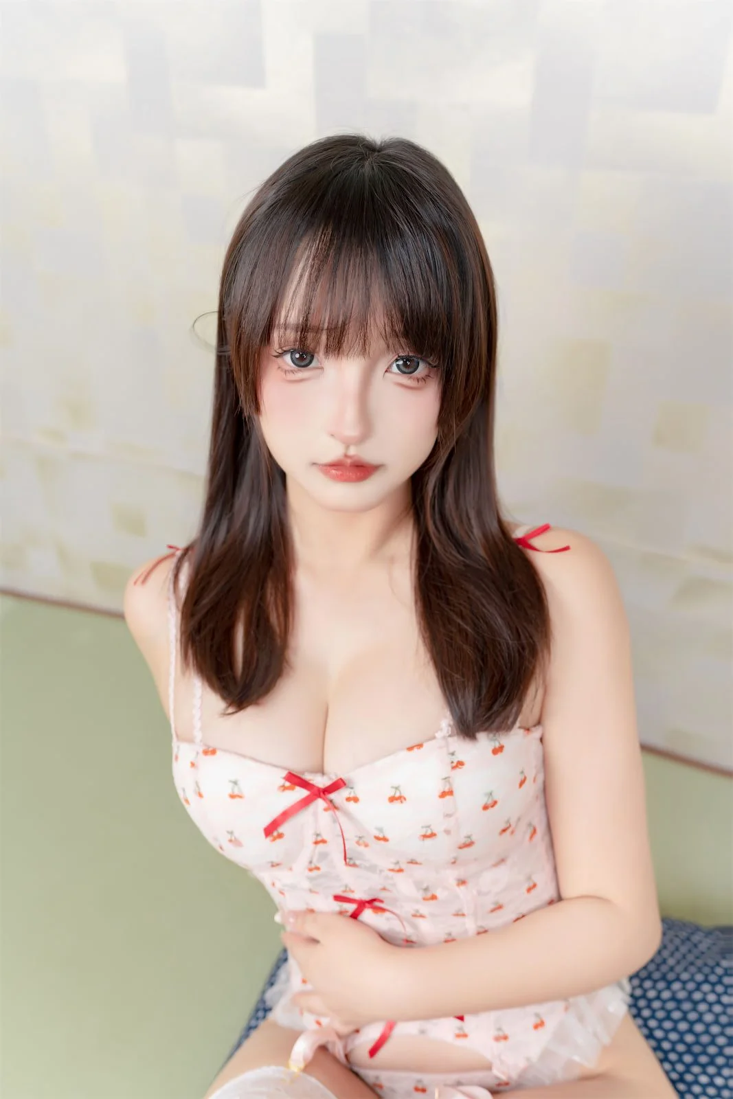 神楽坂真冬 – 睡衣少女｜高清图片集