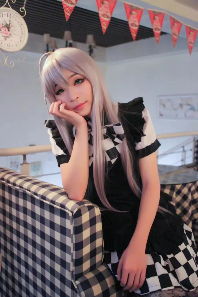 潜行吧奈亚子COS写真