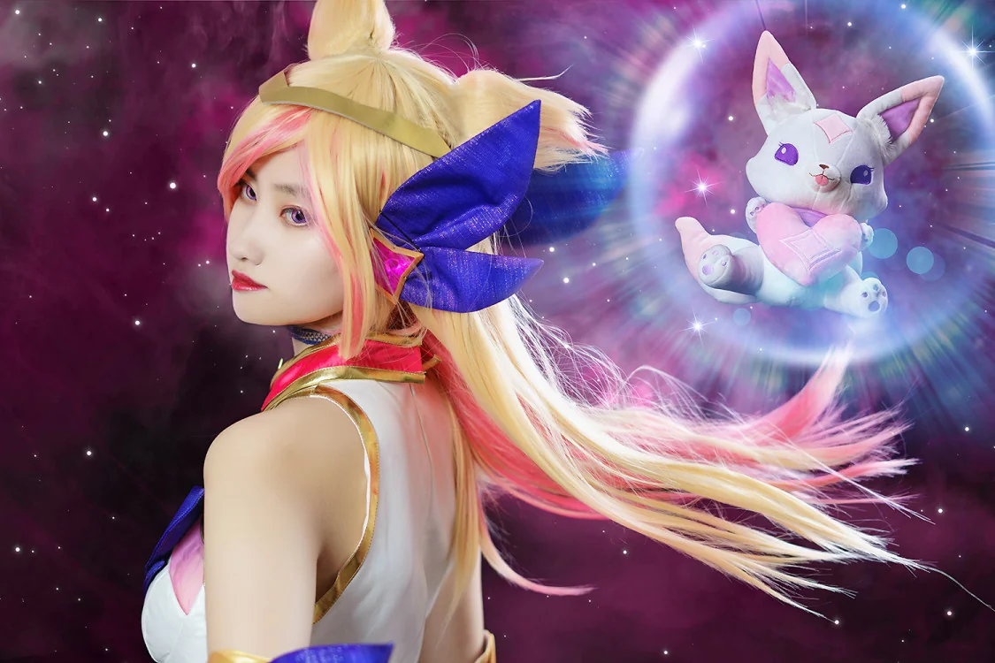 英雄联盟星之守护者阿狸COS写真