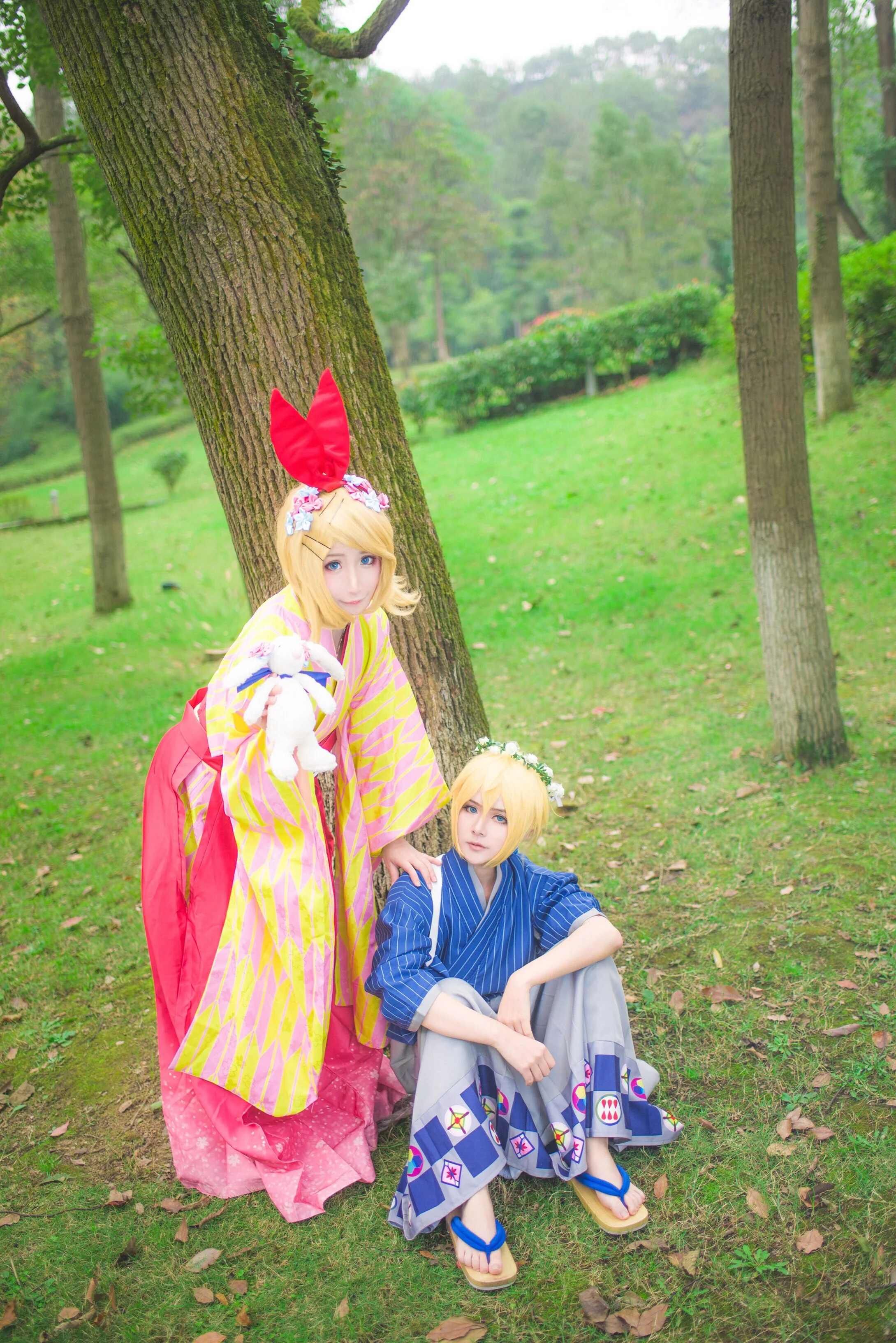 VOCALOID镜音连花色衣手办COS写真