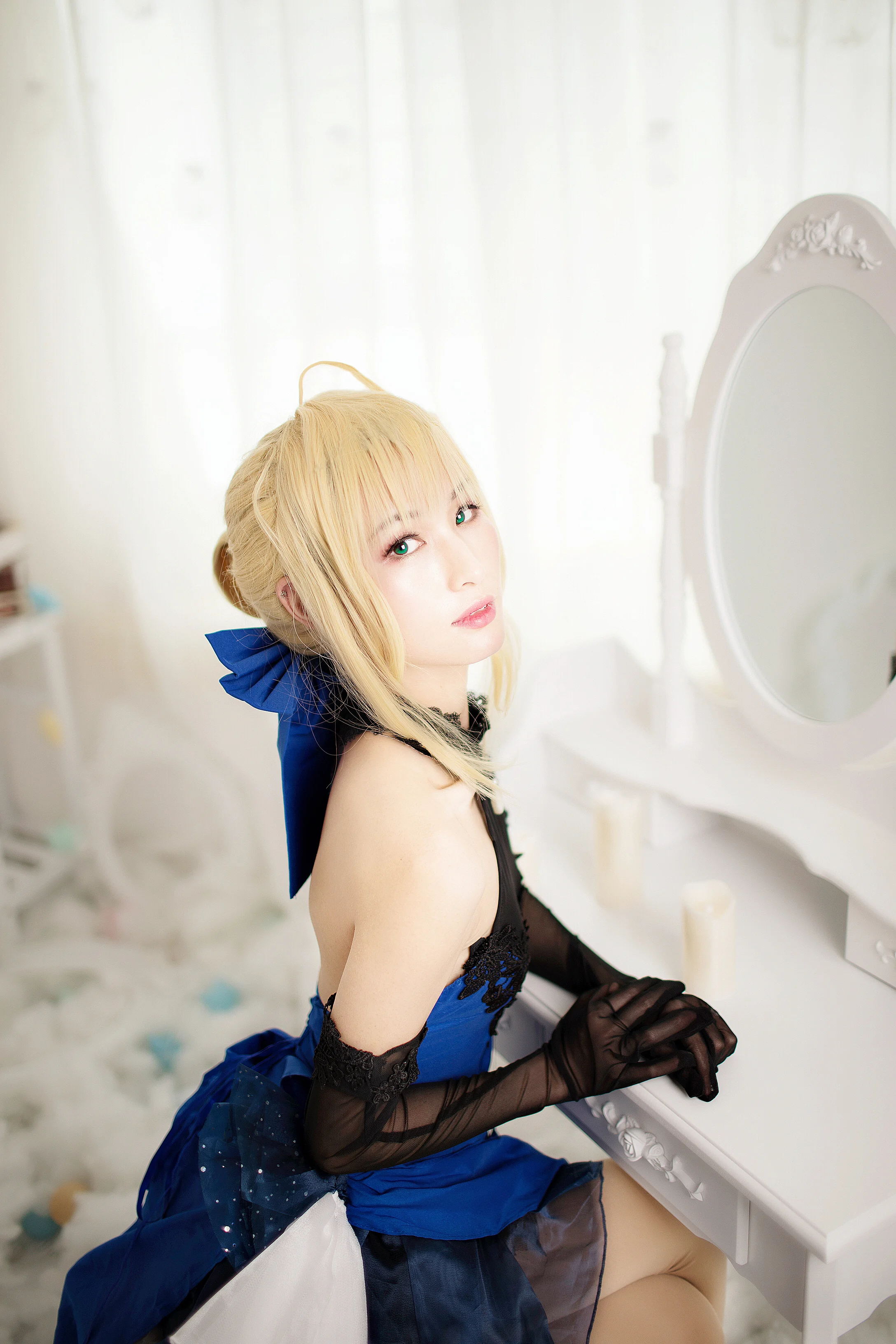 蓝礼服 saber COS写真