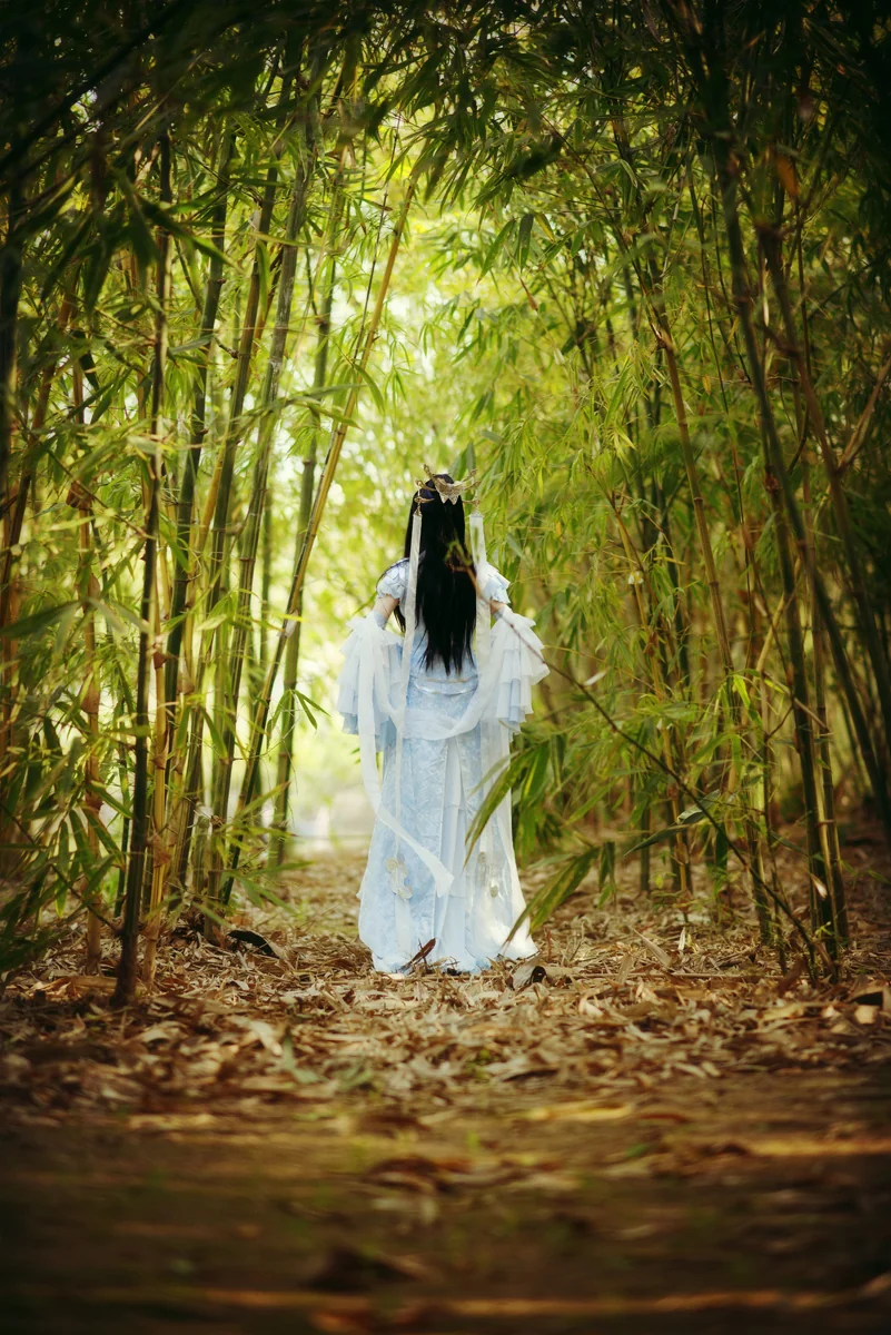 剑侠情缘网络版叁高绛婷COS写真