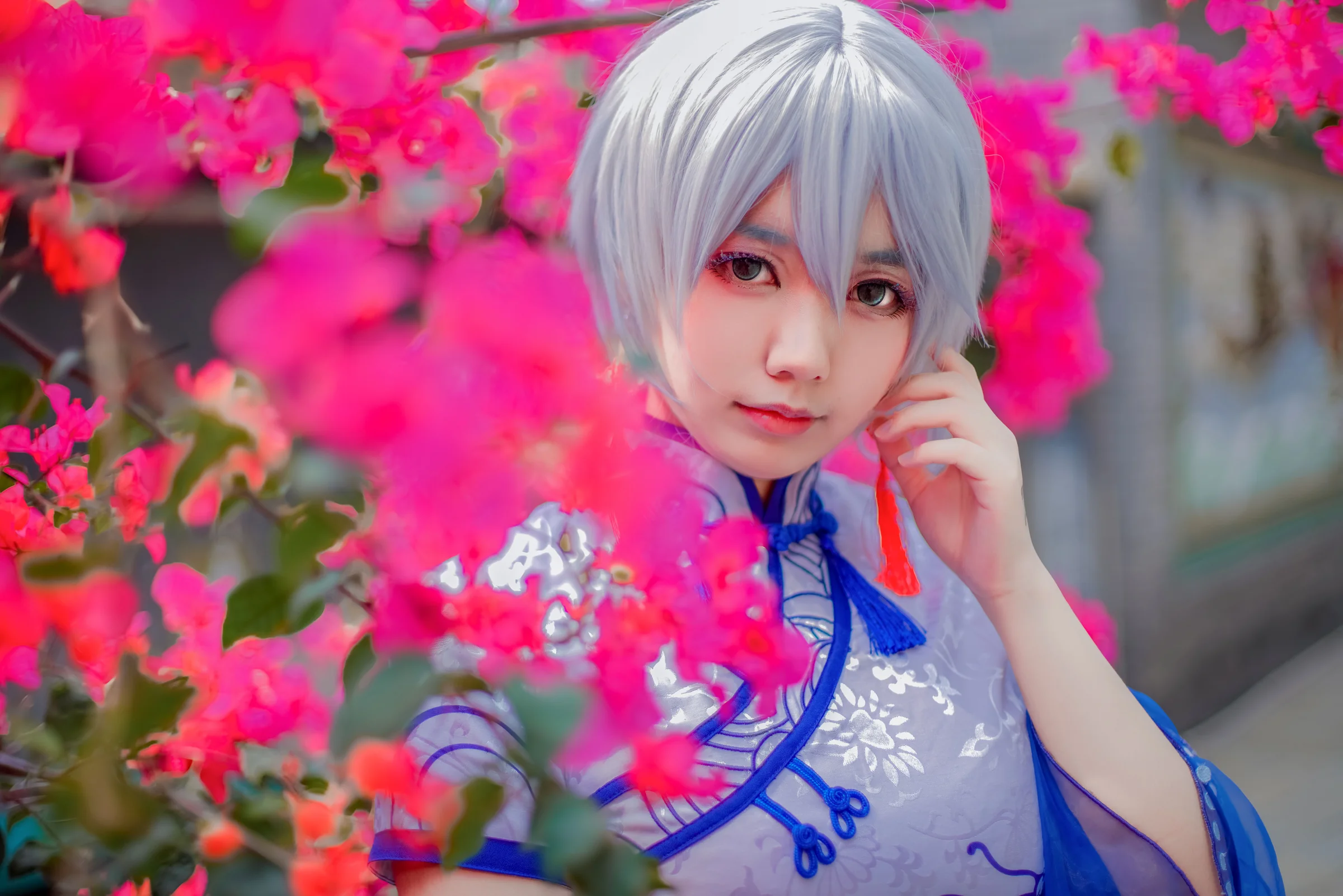 言和青花瓷旗袍COS写真