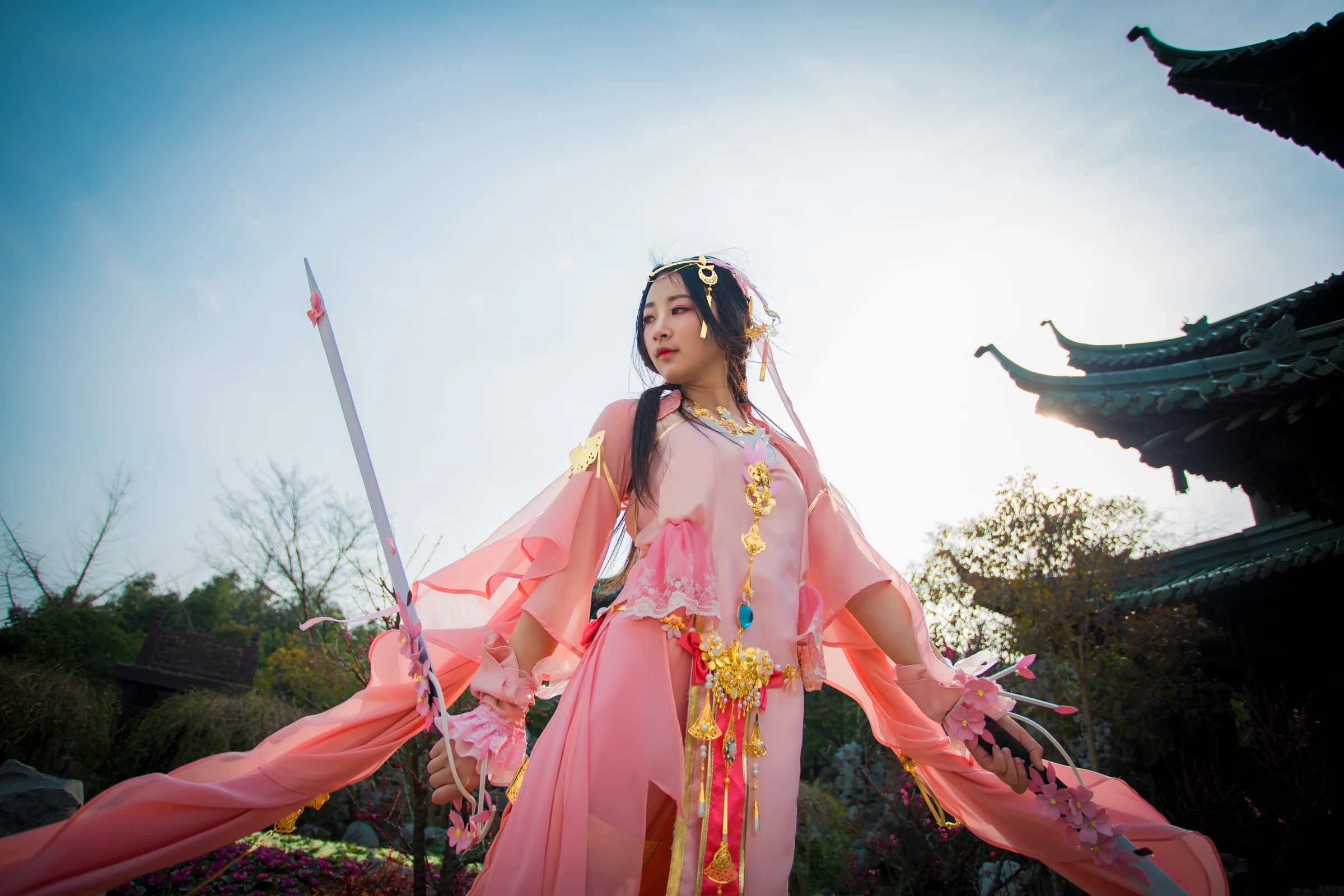 剑网三雪河秀姐COS写真，昔有佳人公孙氏，一曲剑舞动四方