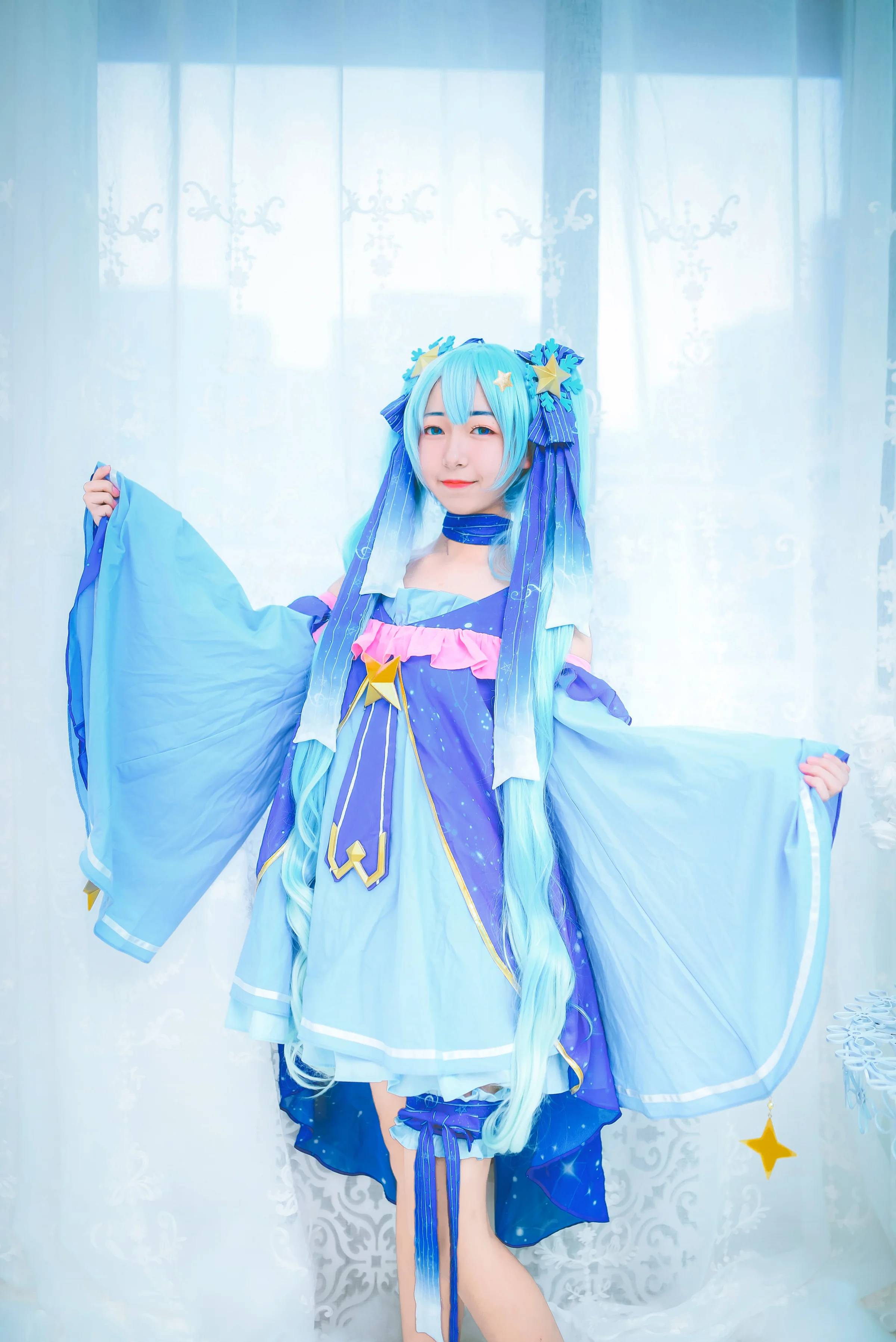 miku星与雪的公主COS写真