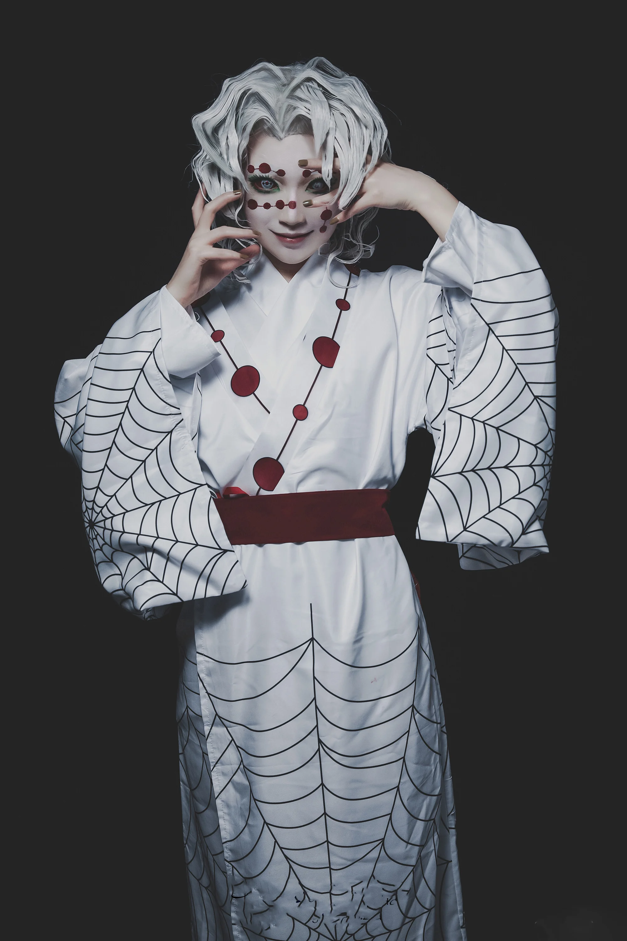 《鬼灭之刃》累COS写真