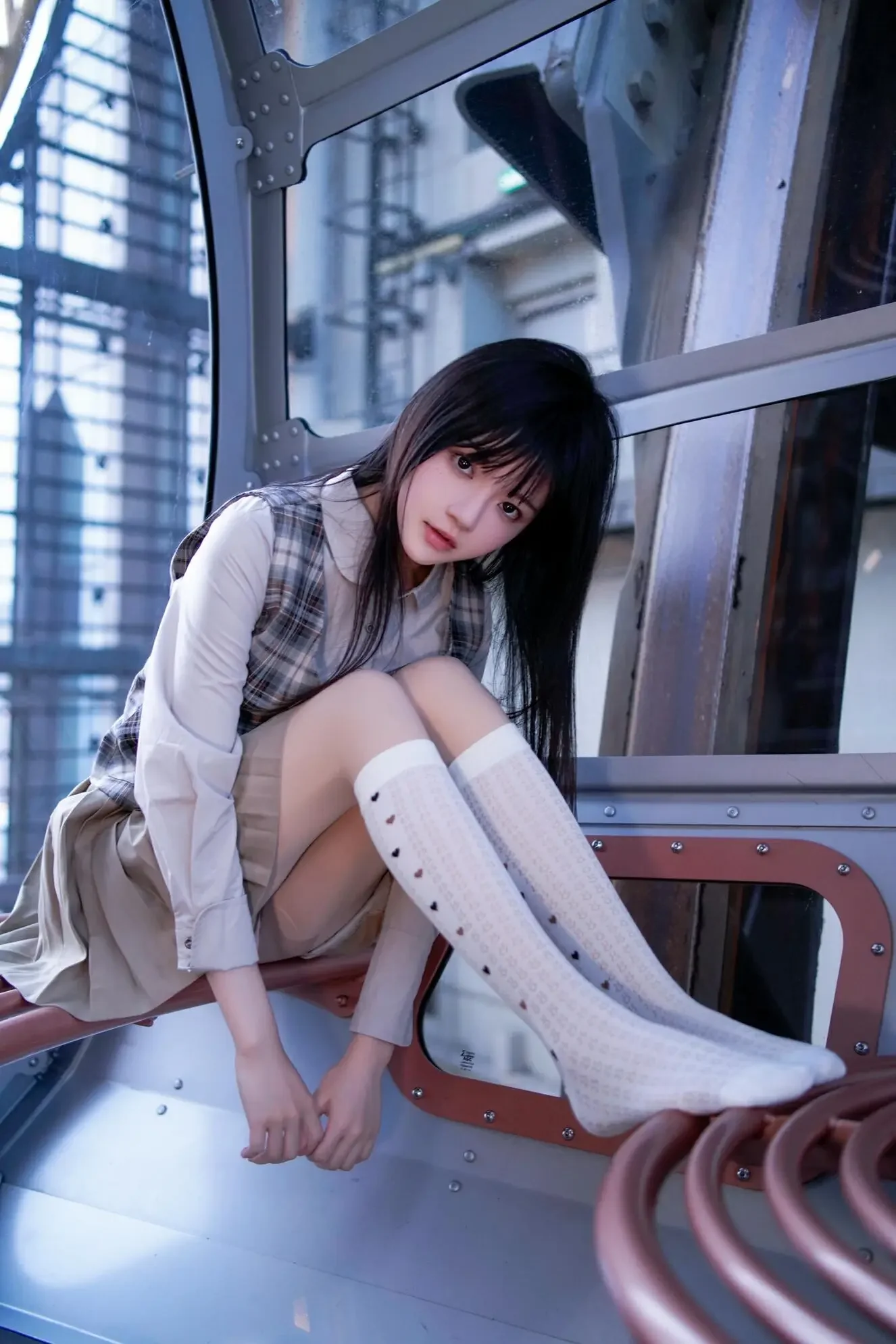 桜桃喵 – 制服摩天轮｜高清图片集
