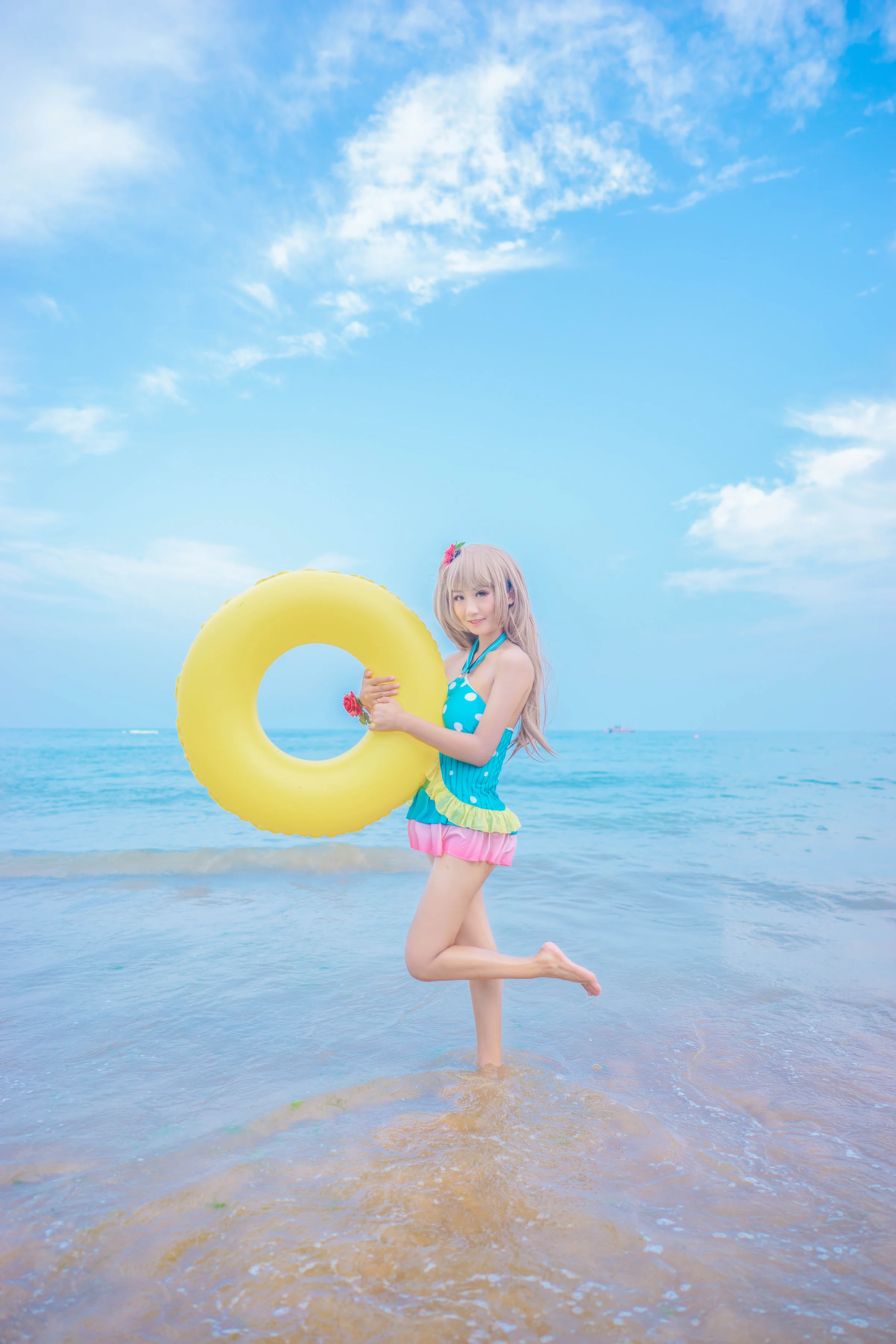 Lovelive南小鸟泳装COS写真