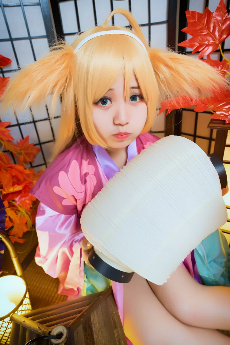 狐妖小红娘 涂山苏苏COS写真，要吃糖吗？