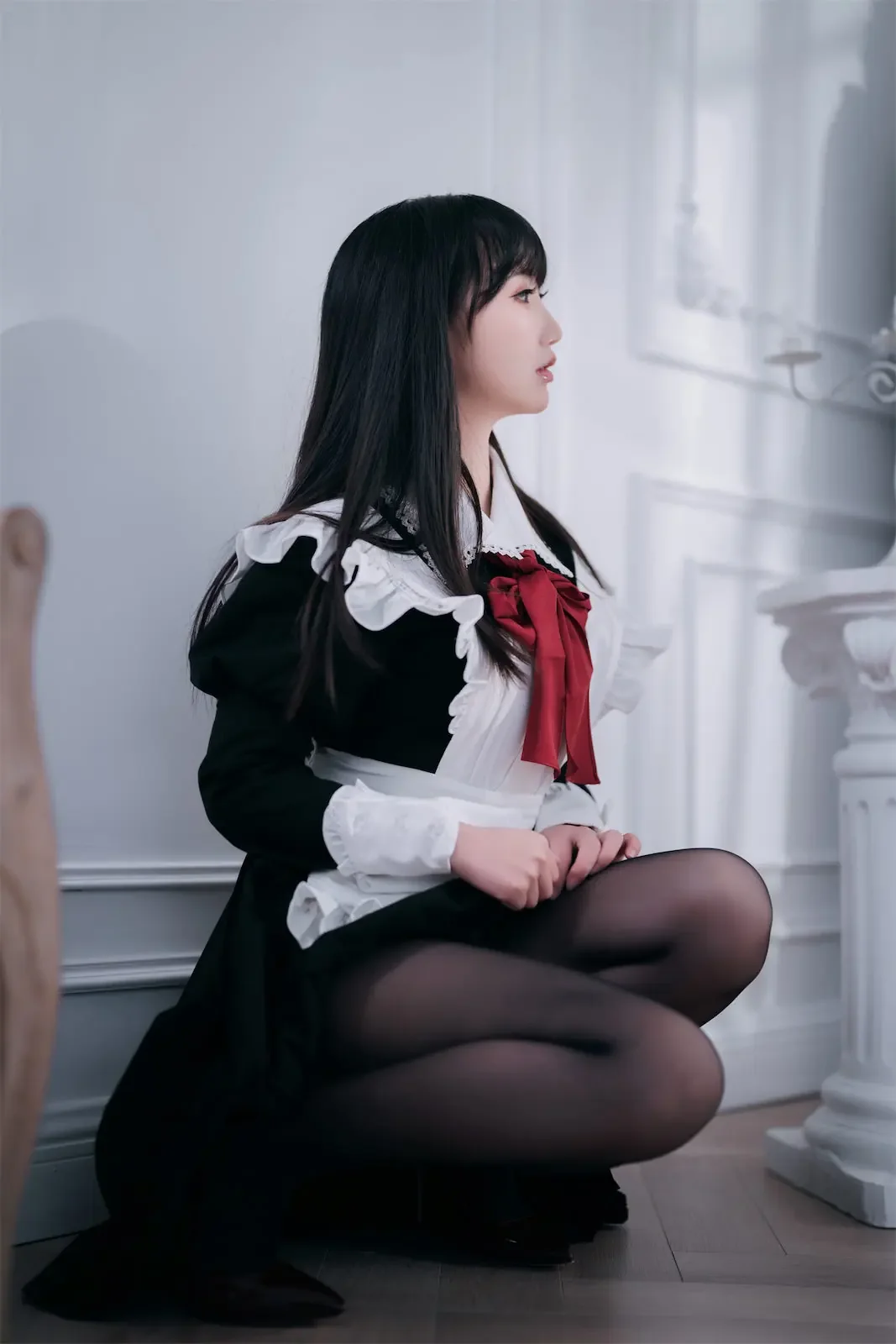 面饼仙儿 – 红高跟女仆｜高清图片集